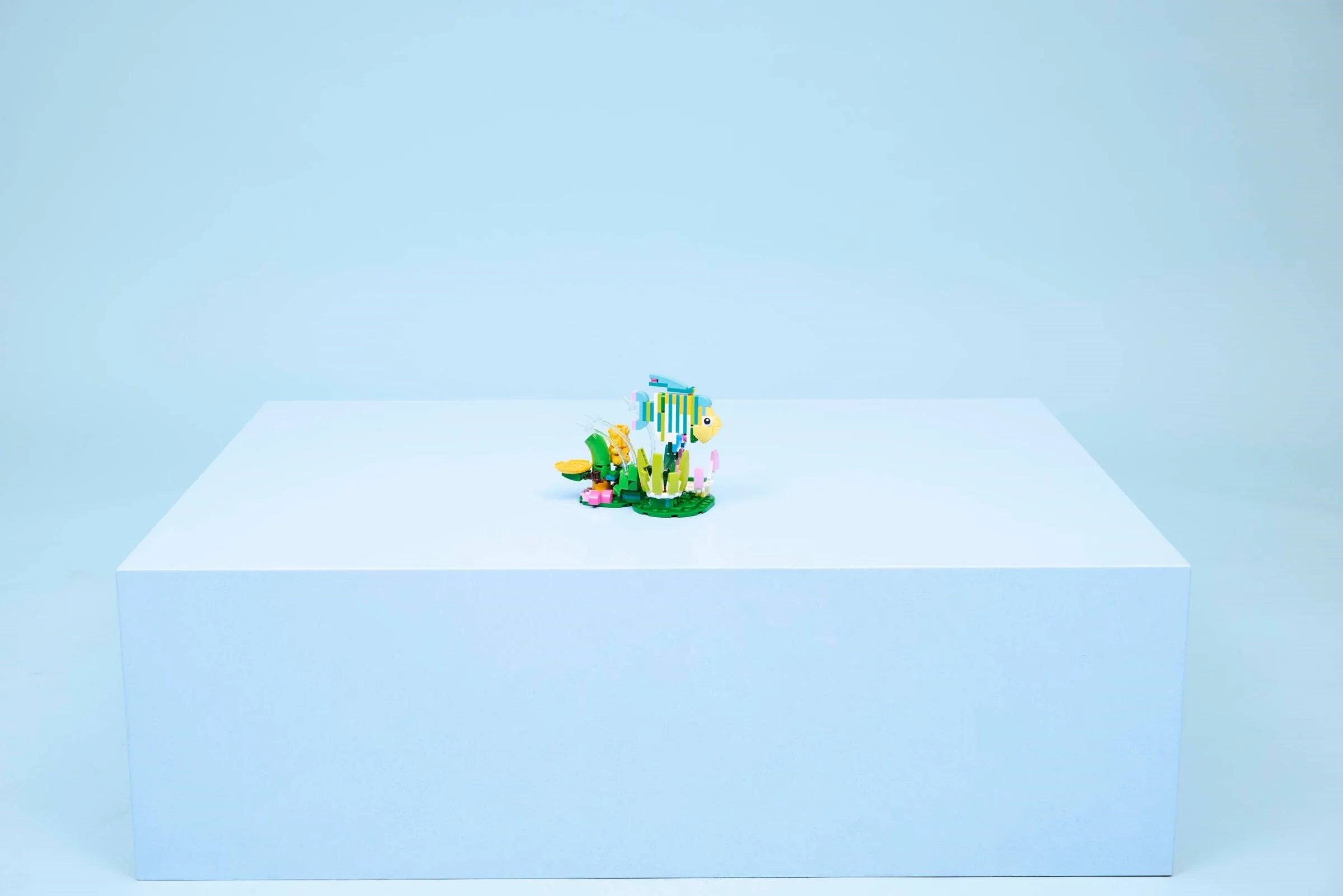 LEGO® 31384 Dzikie Zwierzęta: Kolorowy Koliber - zdjęcie 12