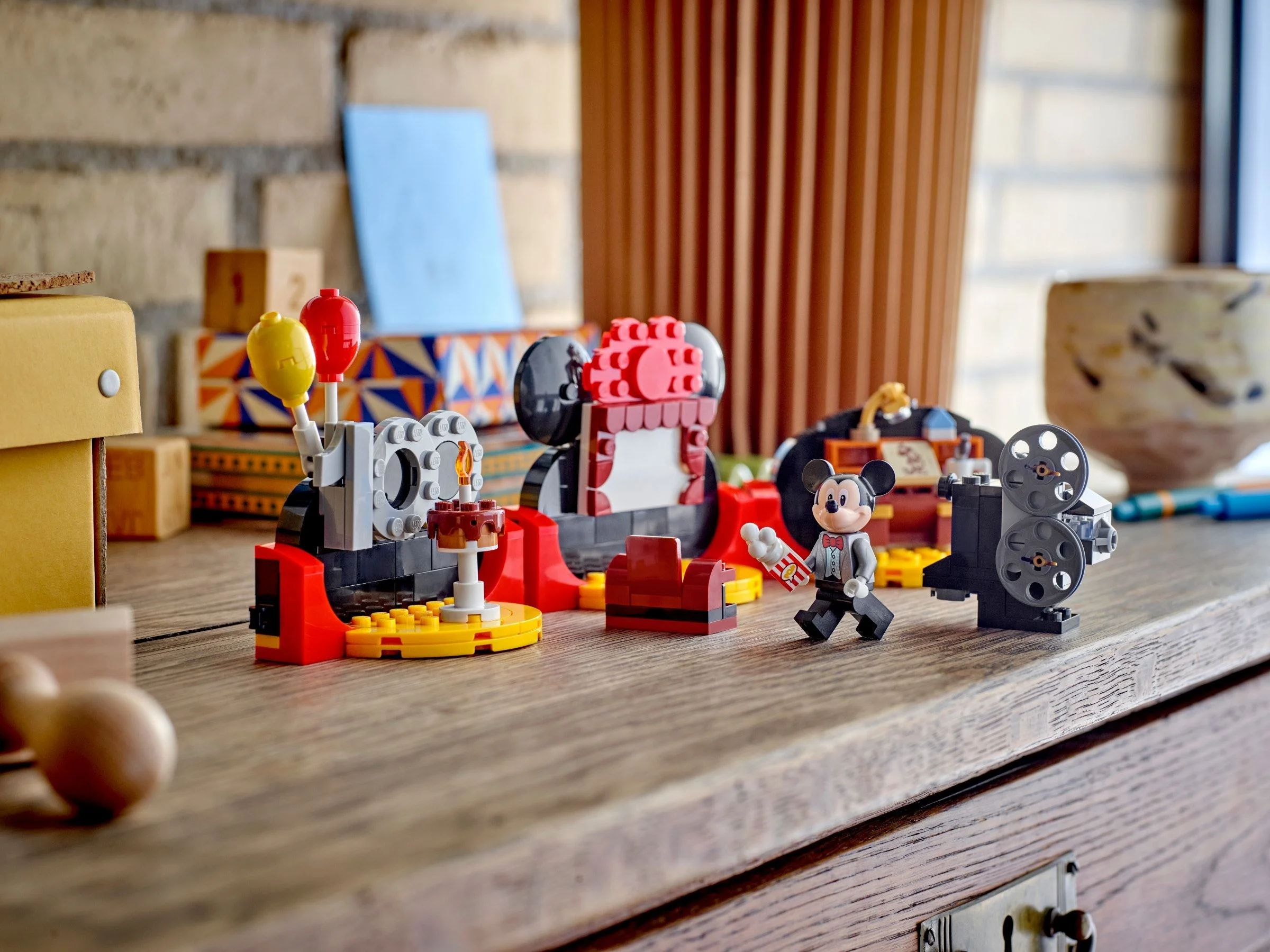 LEGO® 40600 Lego Świętowanie Stulecia Disneya Mickey Mou - zdjęcie 5