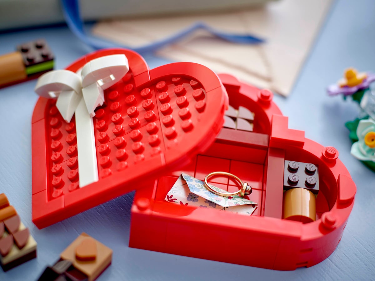 LEGO® 40759 Pudełko z cukierkami - zdjęcie 12