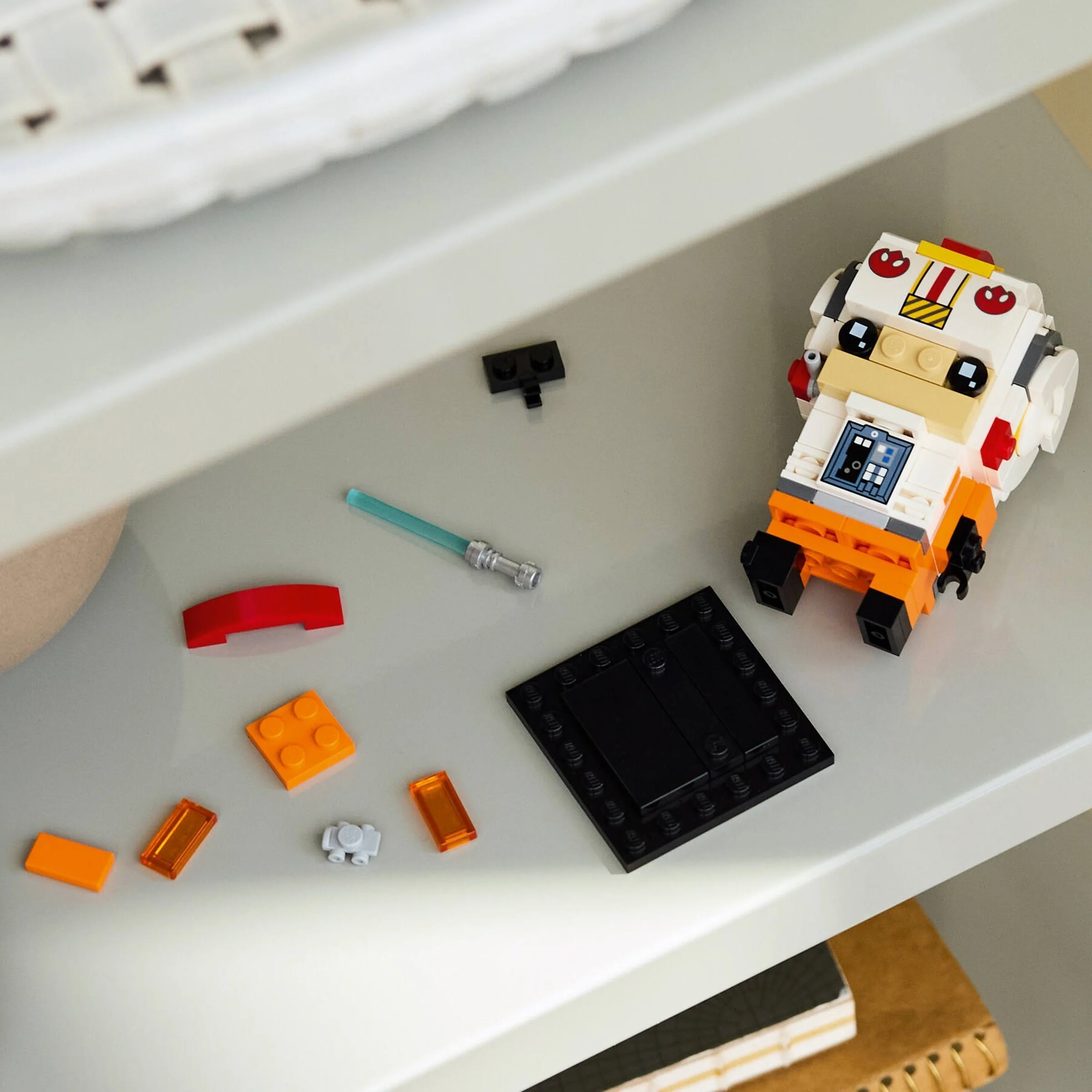 LEGO® 40795 Luke Skywalker (pilot Rebelii) - zdjęcie 4