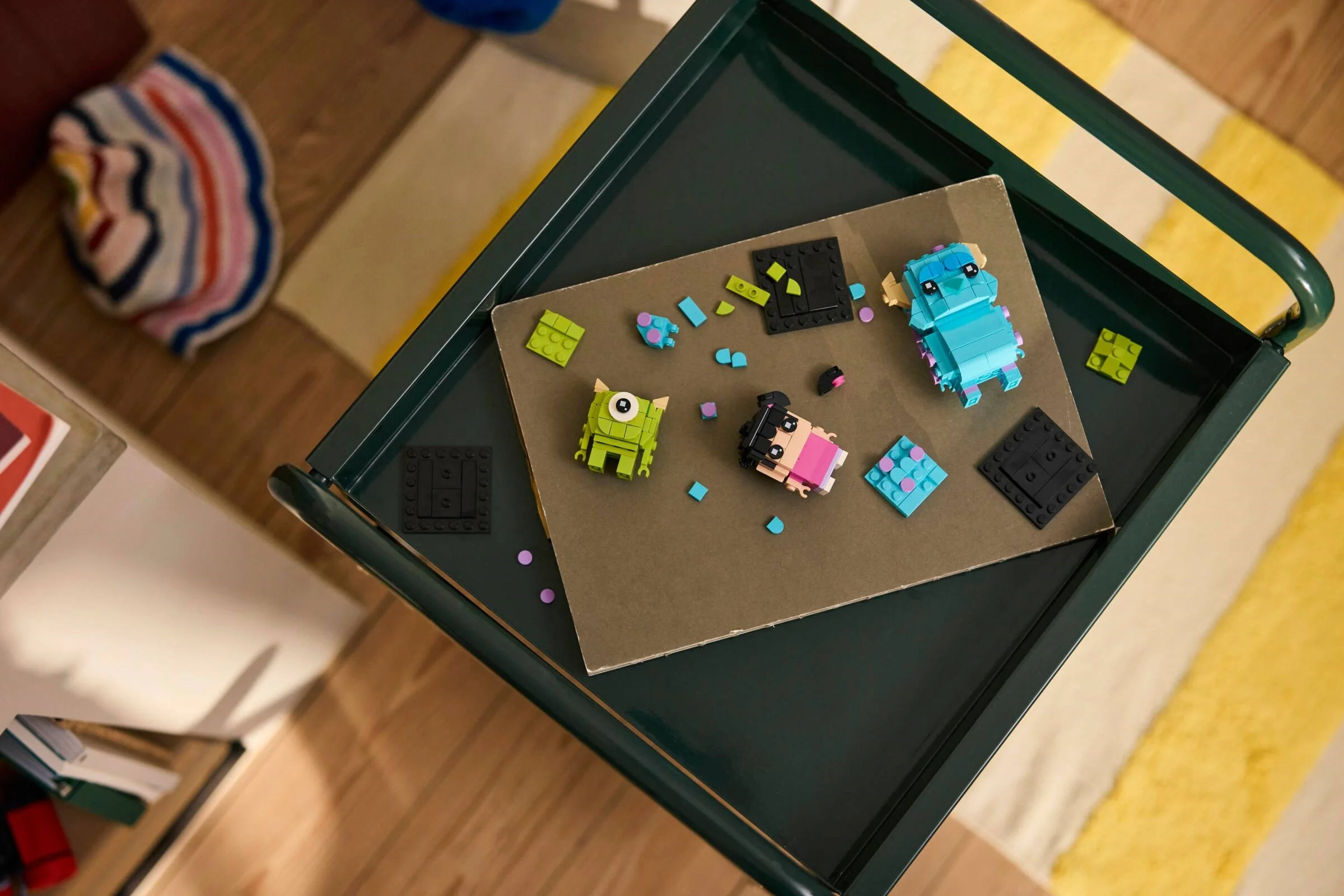 LEGO® 40861 Figurki Sulley, Mike, Boo Potwory i Spółka 10+ - zdjęcie 4