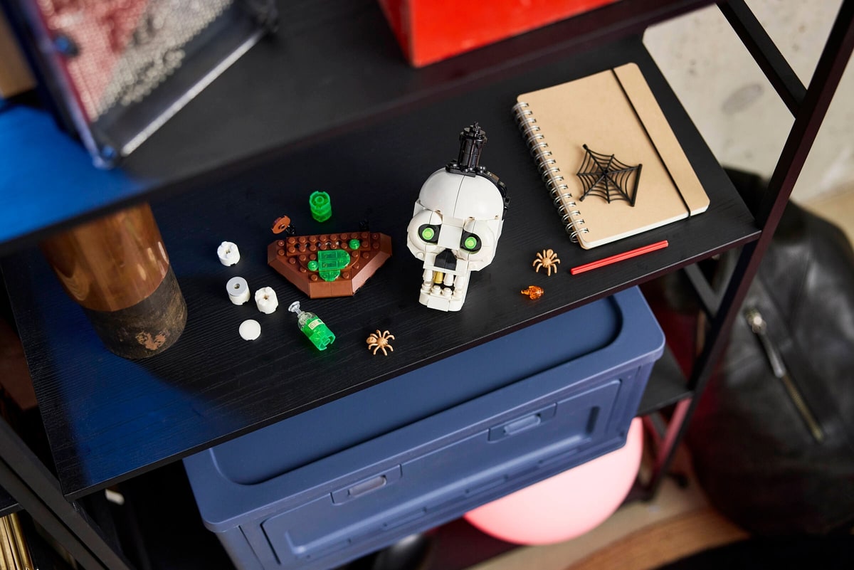LEGO® 40883 Halloweenowa czaszka ze świecą - zdjęcie 3