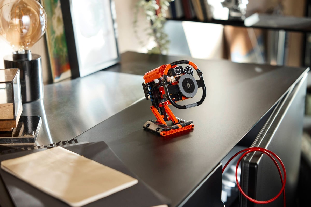 LEGO® 40894 Koenigsegg Sadair's Spear Steering Wheel - zdjęcie 4