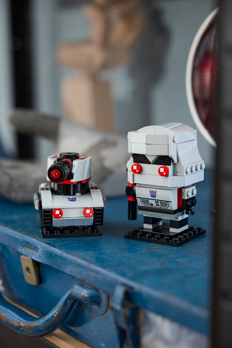 LEGO® 40924 Megatron jako robot i pojazd - zdjęcie 16