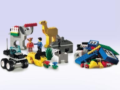 Animal Adventures Bucket