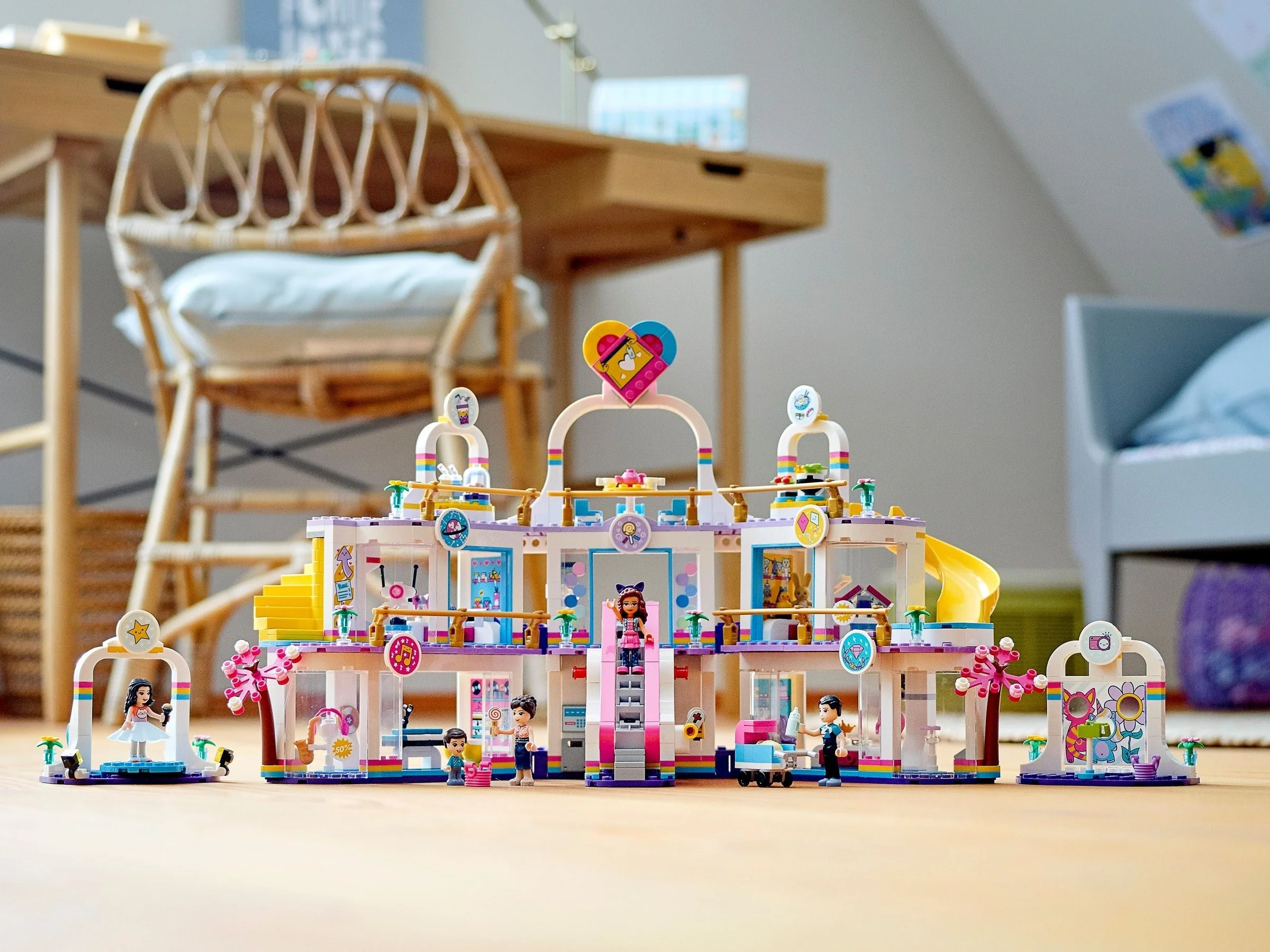 LEGO® 41450 Centrum handlowe w Heartlake City - zdjęcie 3