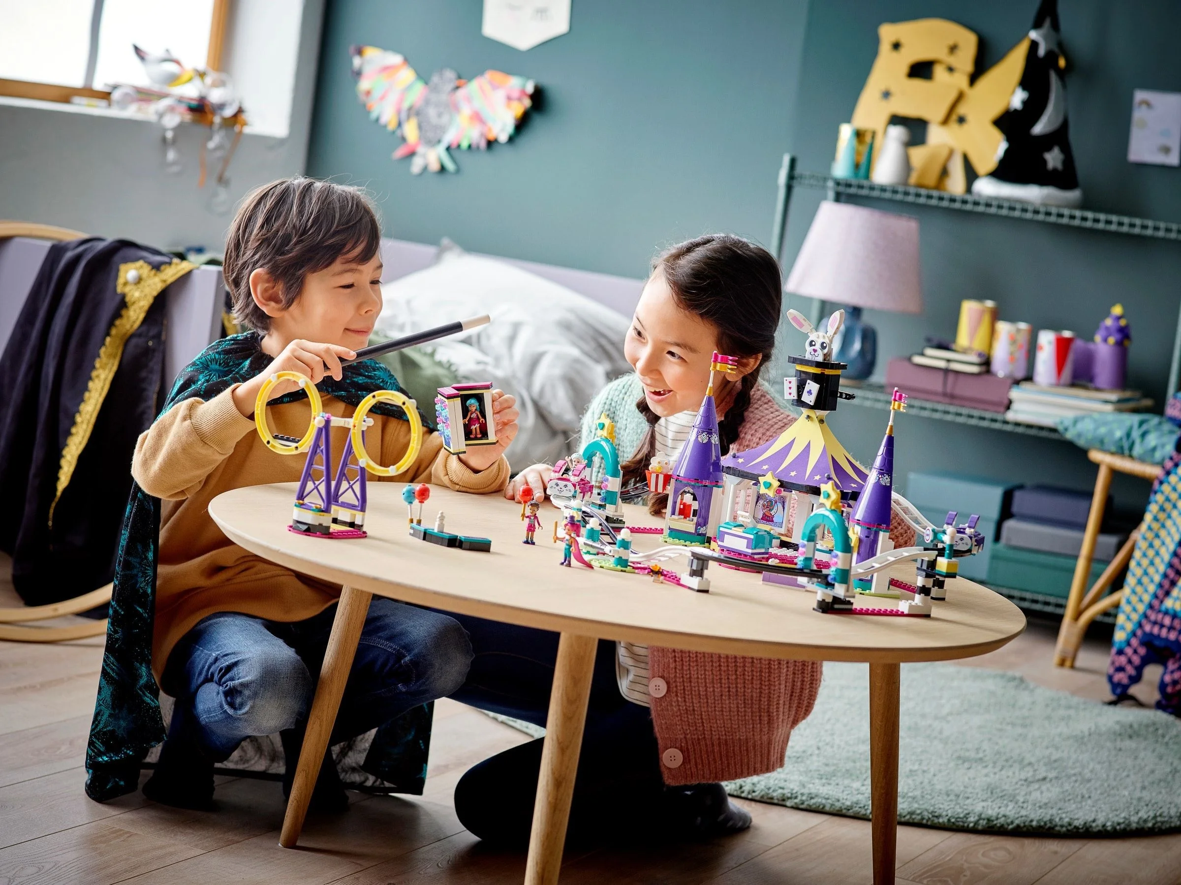 LEGO® 41685 Magiczne wesołe miasteczko z kolejką górską - zdjęcie 7