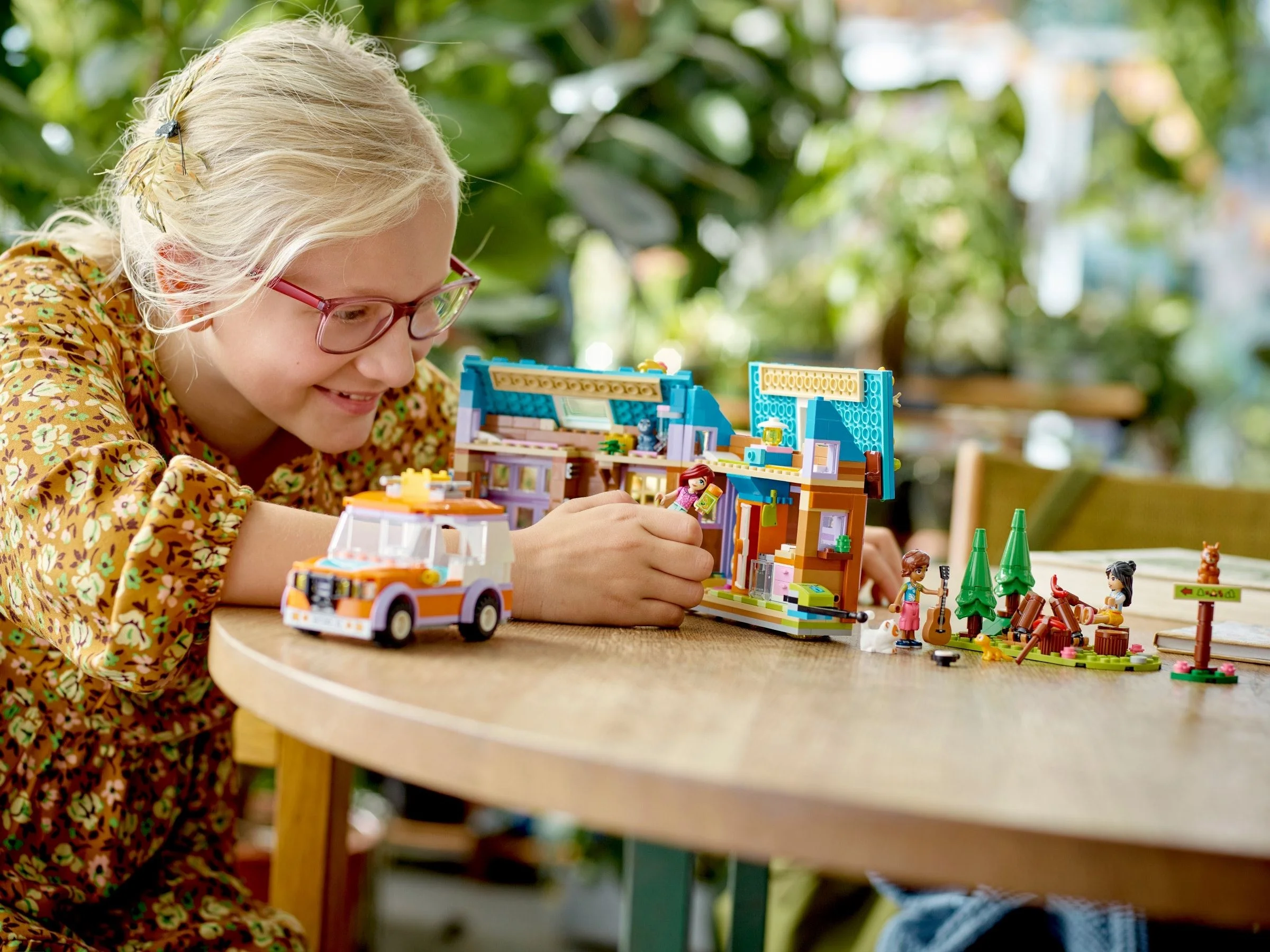 LEGO® 41735 Mobilny Domek na Kółkach z Samochodem P - zdjęcie 5