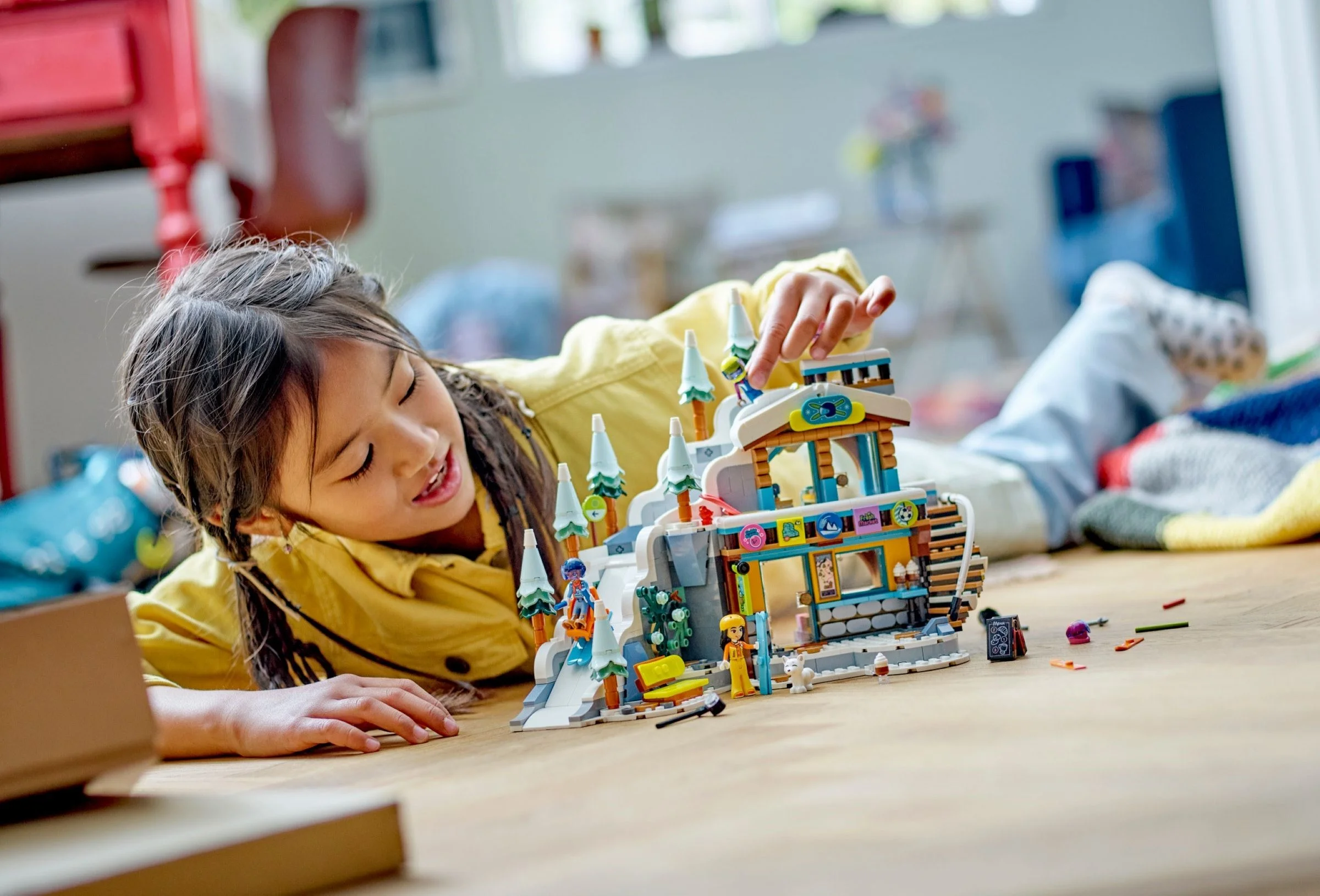 LEGO® 41756 Stok narciarski i kawiarnia - zdjęcie 4