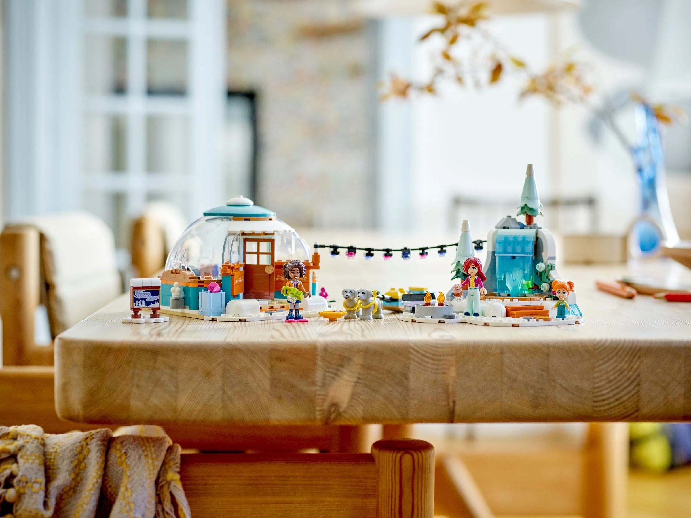 LEGO® 41760 Zimowa Przygoda w Igloo 491 El. 8 Lat+ - zdjęcie 5