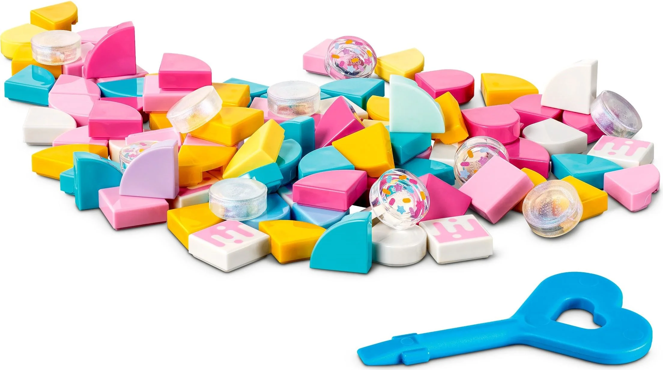 LEGO® 41944 LEGO DOTS Cukierkowa kicia: bransoletka i zawieszka na torbę - zdjęcie 9