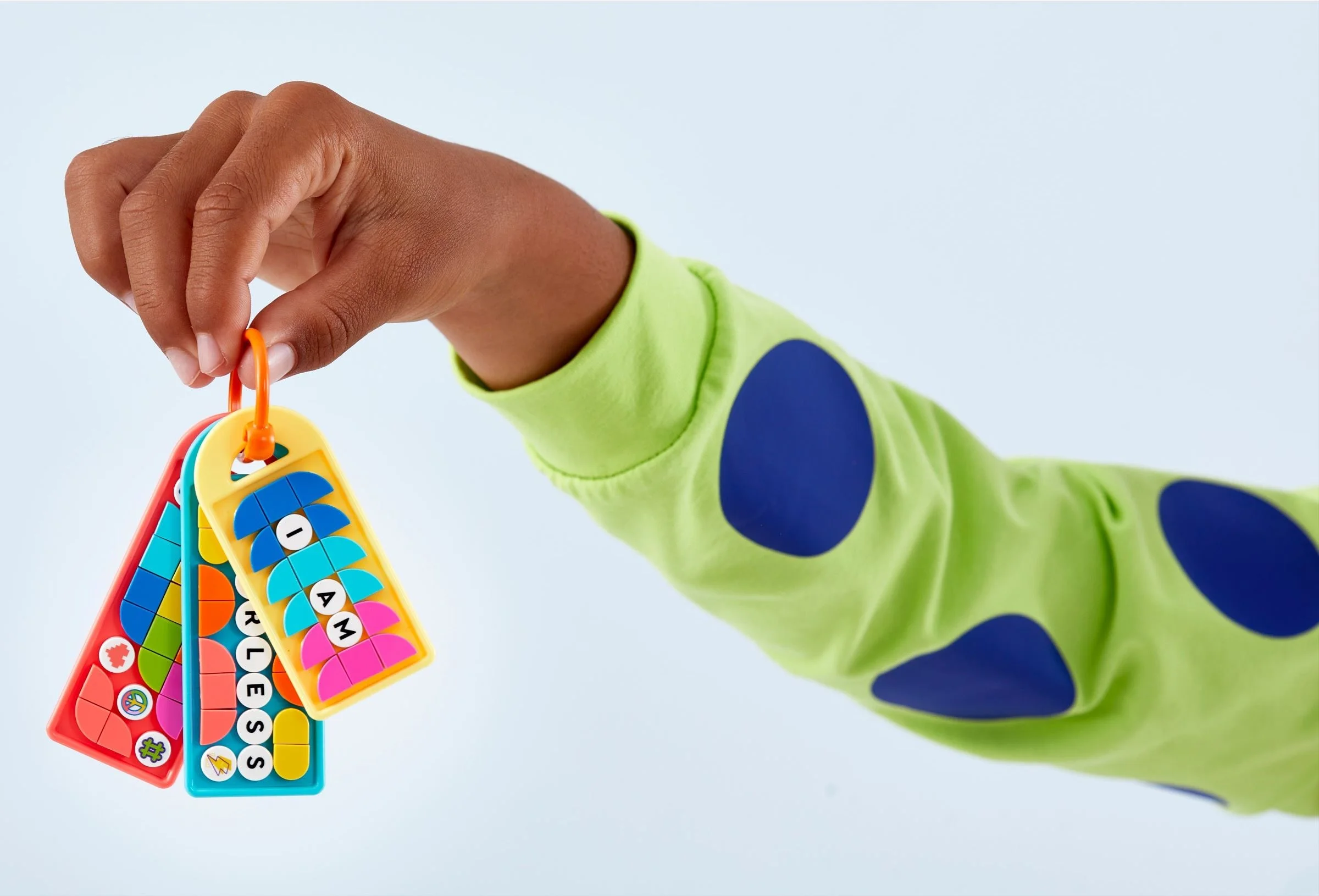 LEGO® 41949 LEGO DOTS Megazestaw zawieszek — wiadomości - zdjęcie 9