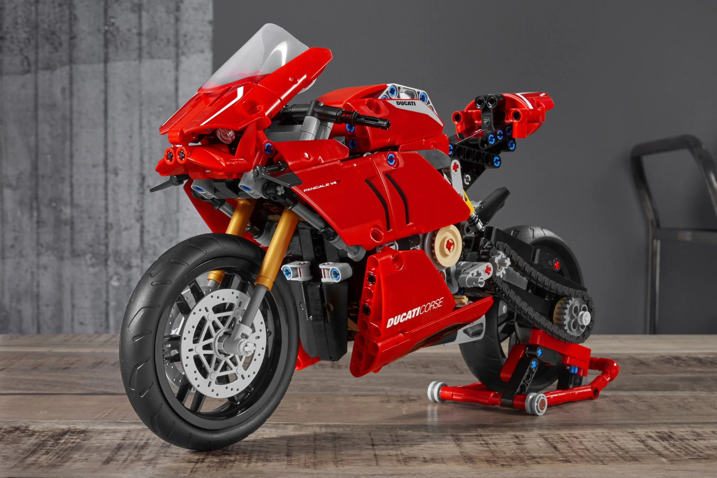 LEGO® 42107 Motor Motocykl Ścigacz Ducati Panigale V4 R - zdjęcie 11