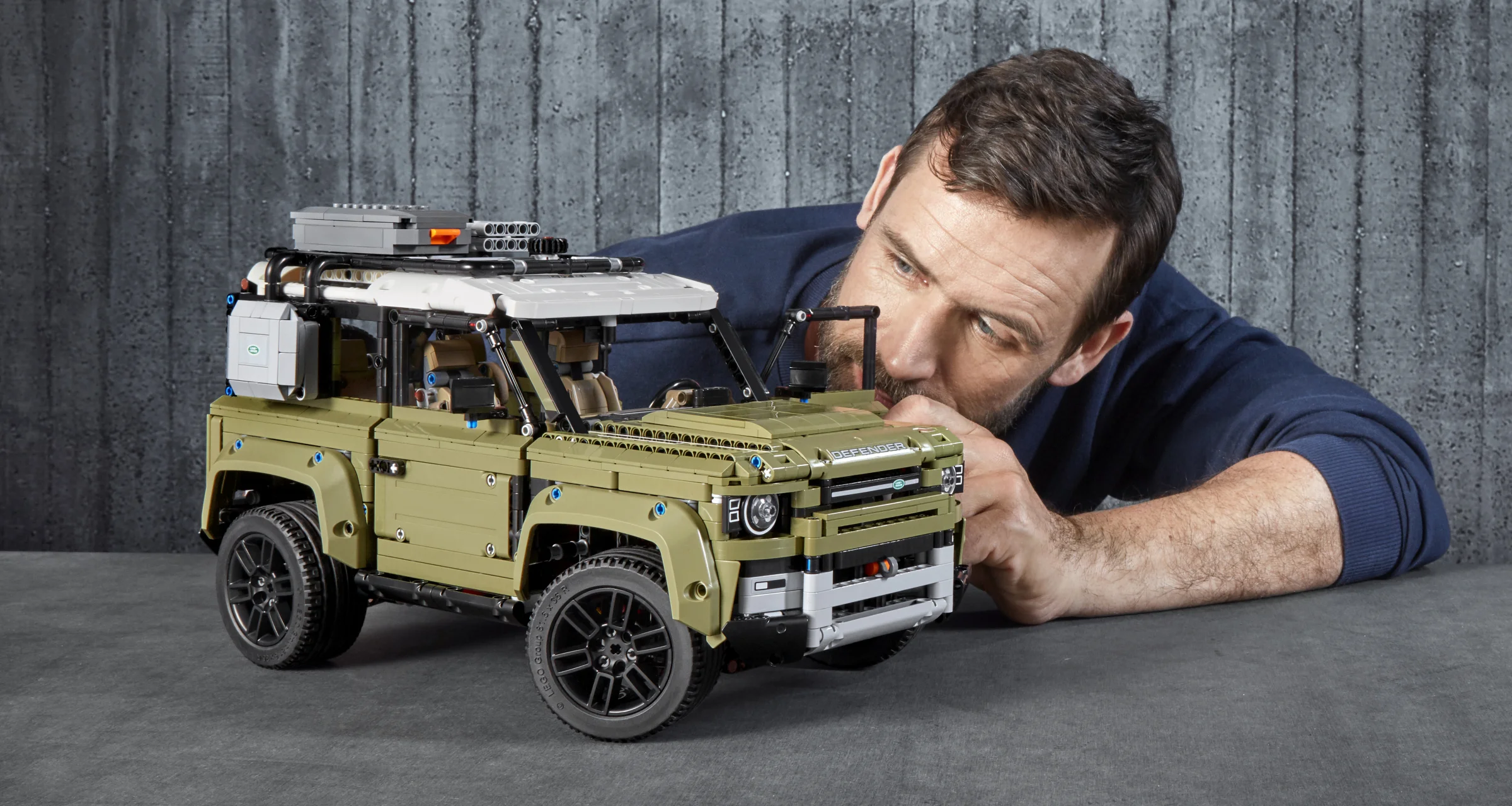 LEGO® 42110 Land Rover Defender Suv Opis Outlet - zdjęcie 1