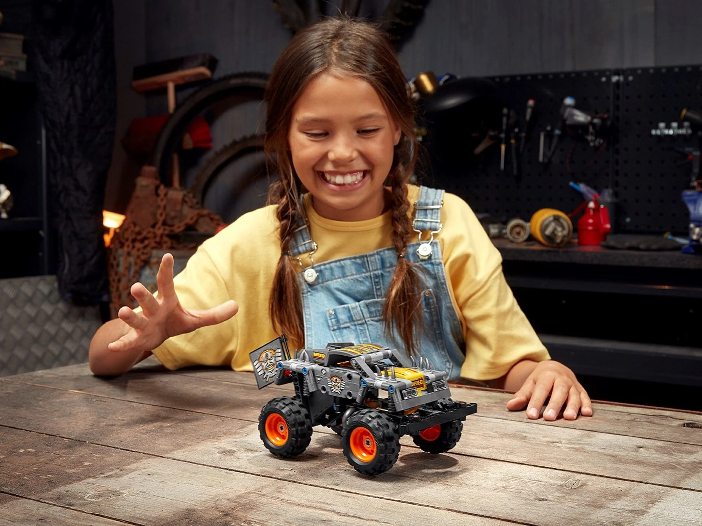 LEGO® 42119 Monster Jam® Max-D® - zdjęcie 7