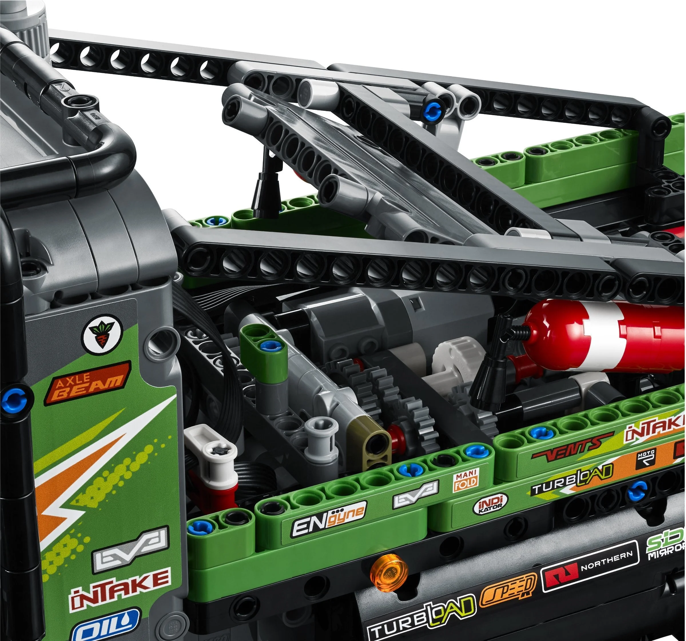 LEGO® 42129 Ciężarówka Mercedes-Benz Zetros z napędem na 4 koła - zdjęcie 9