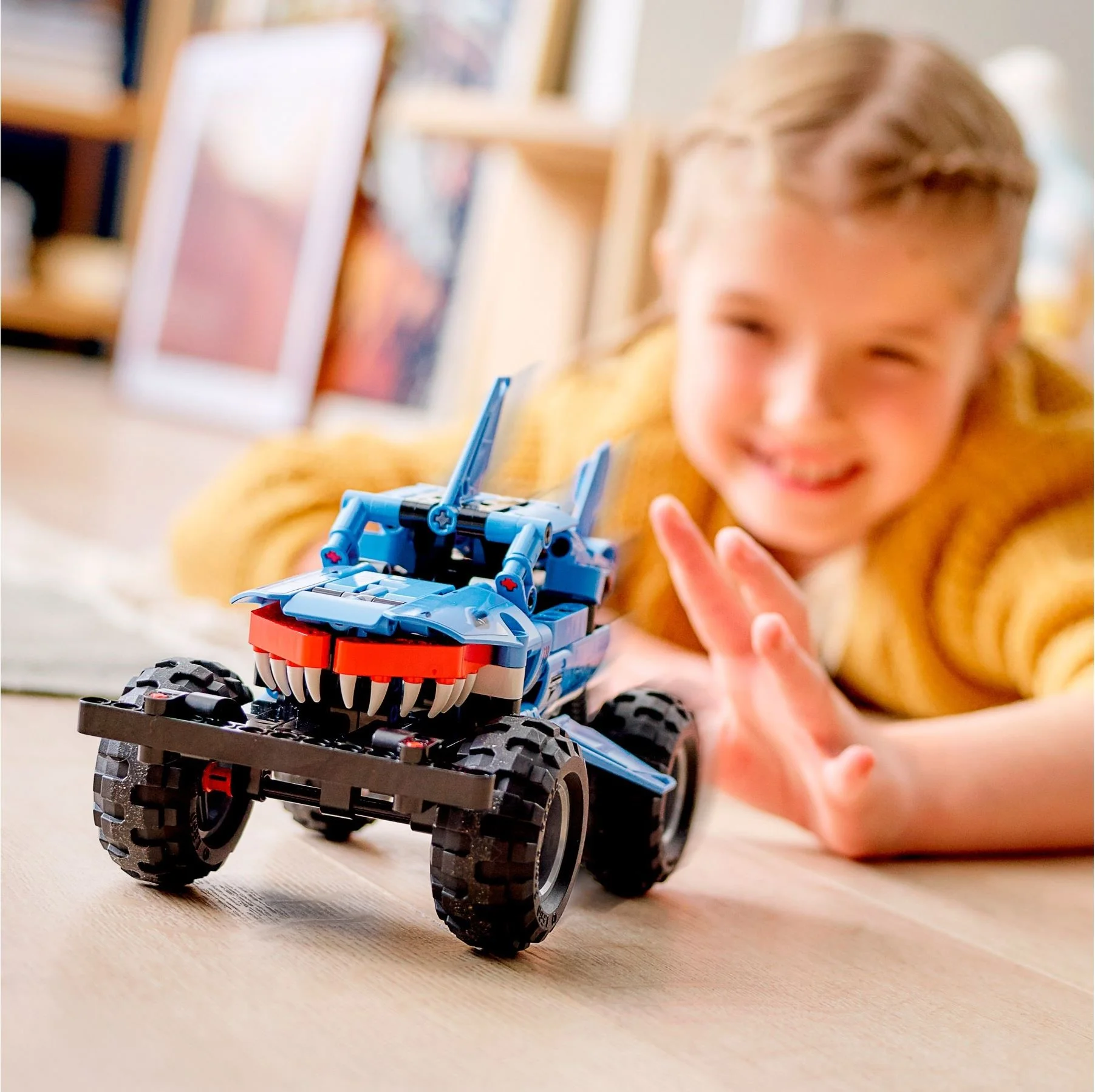 LEGO® 42134 Monster Jam™ Megalodon™ - zdjęcie 8