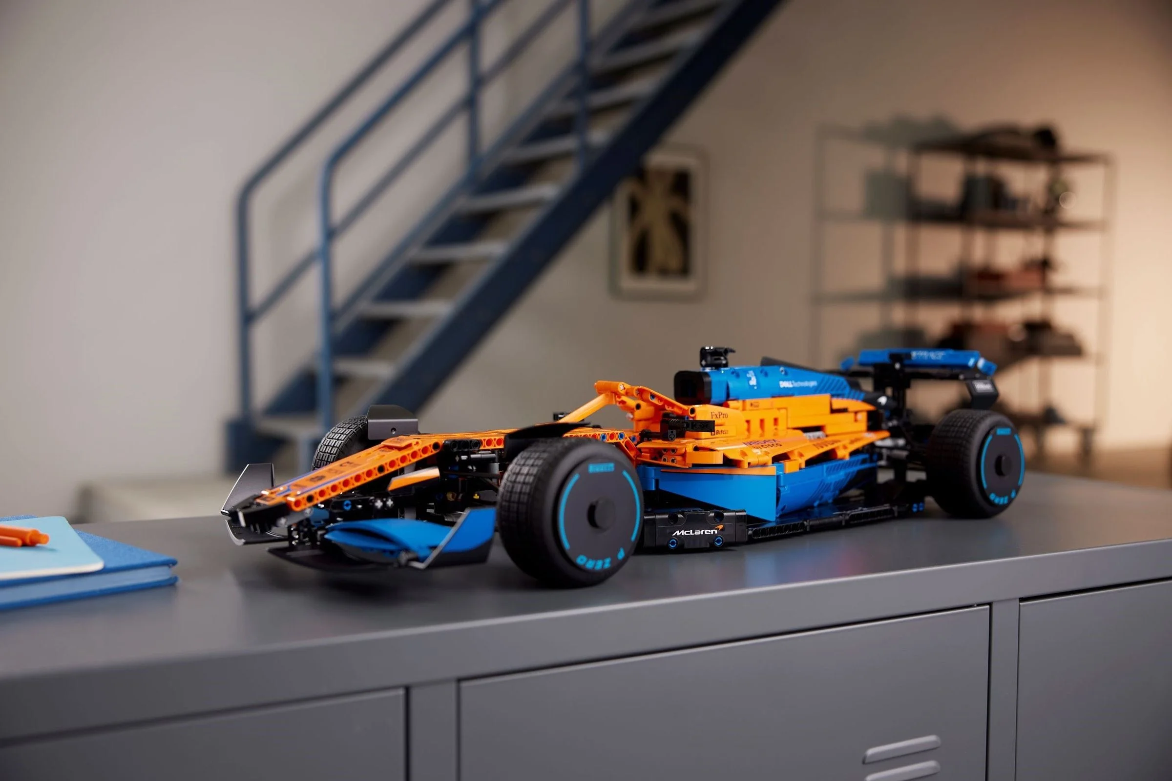 LEGO® 42141 Samochód wyścigowy McLaren Formula 1™ - zdjęcie 8