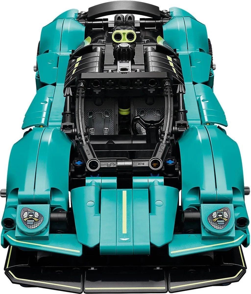 LEGO® 42208 LEGO Technic Aston Martin Valkyrie - zdjęcie 8