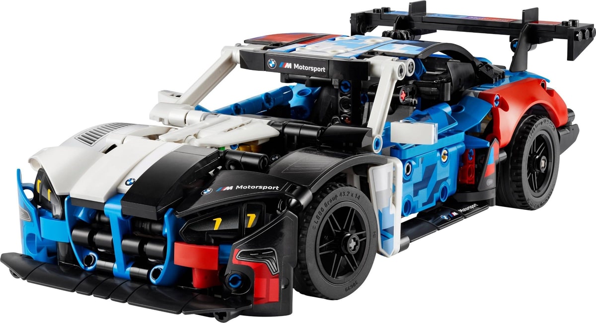 LEGO® 42226 Samochód wyścigowy BMW M4 GT3 EVO - zdjęcie 13