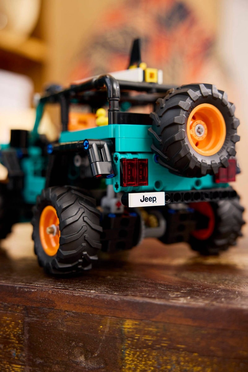 LEGO® 42227 SUV Jeep Wrangler Rubicon - zdjęcie 9