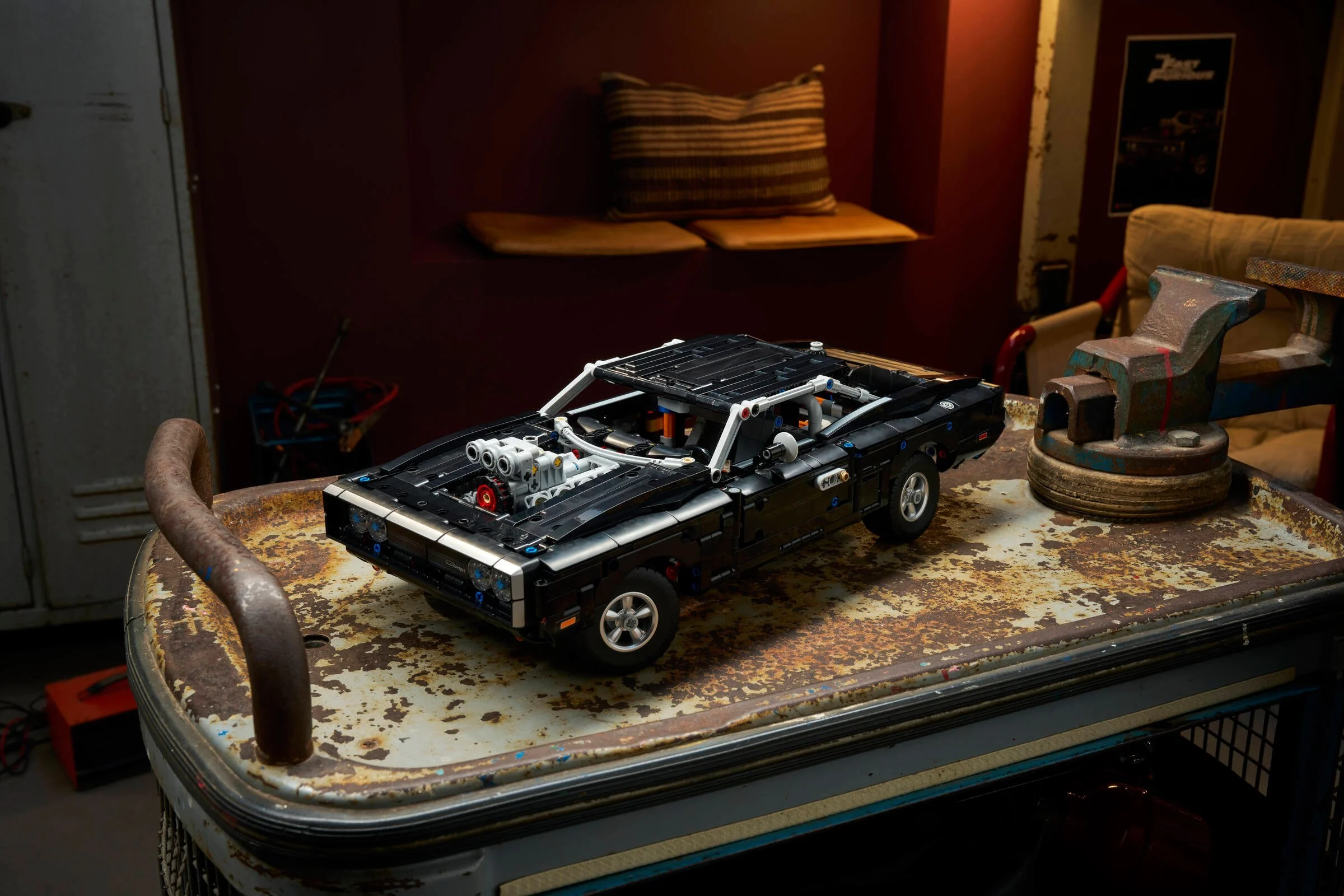 LEGO® 42231 Samochód Fast and Furious Dodge Charger R/T - zdjęcie 15