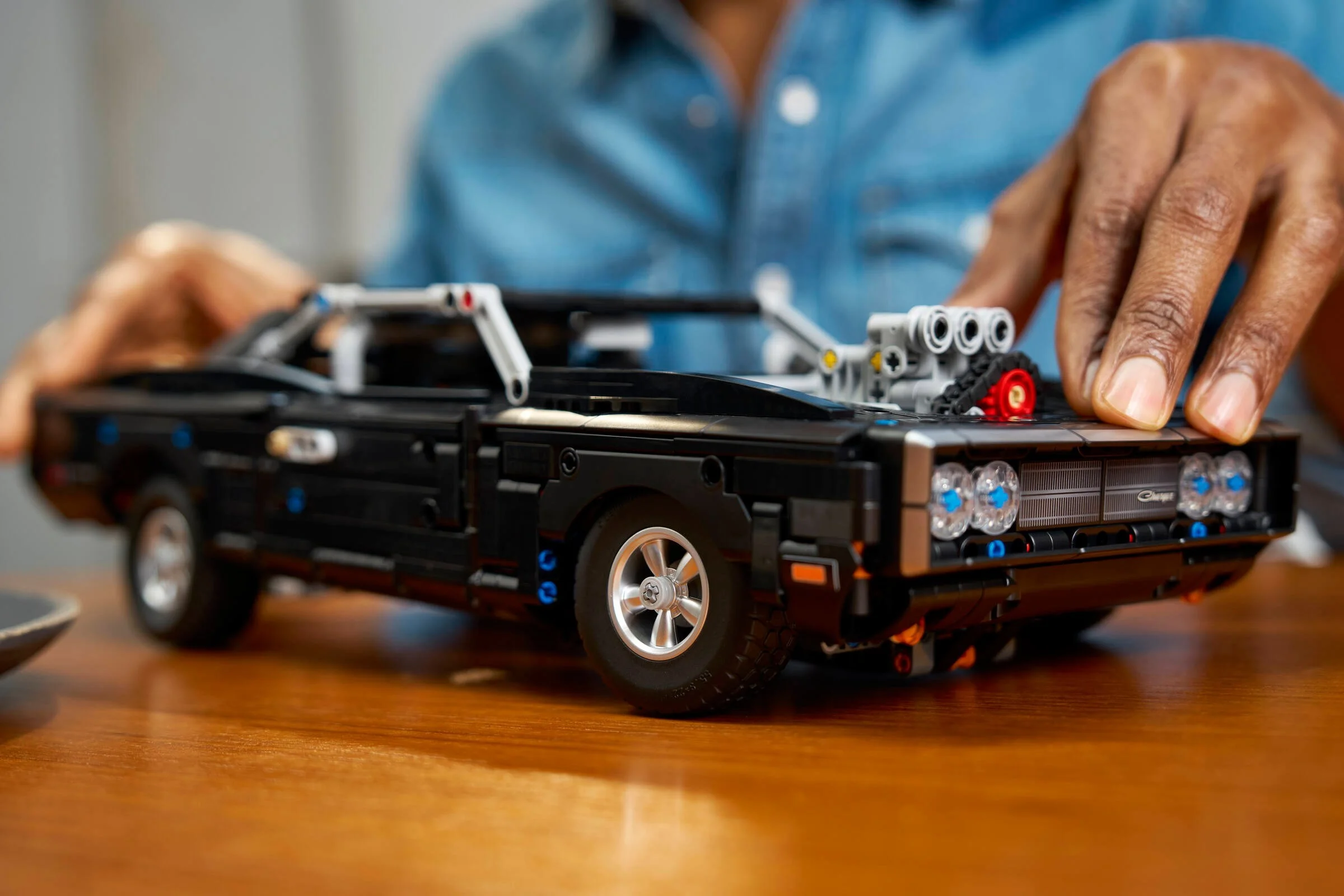LEGO® 42231 Samochód Fast and Furious Dodge Charger R/T - zdjęcie 8