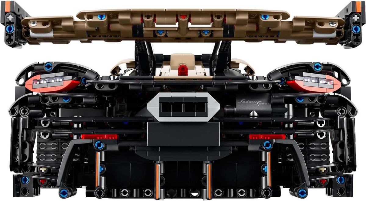 LEGO® 42232 Koenigsegg Sadair's Spear Megacar - zdjęcie 26