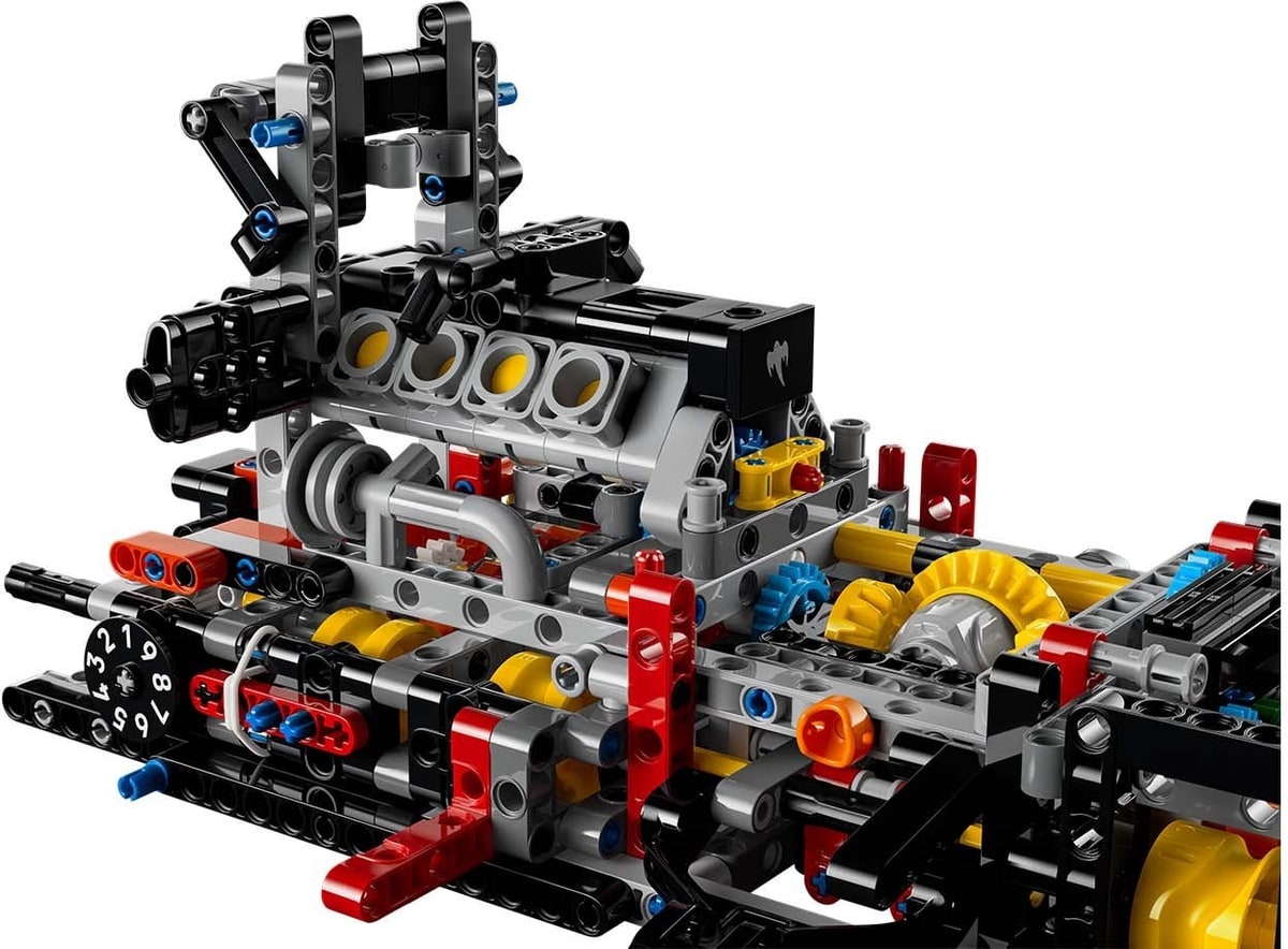LEGO® 42232 Koenigsegg Sadair's Spear Megacar - zdjęcie 29