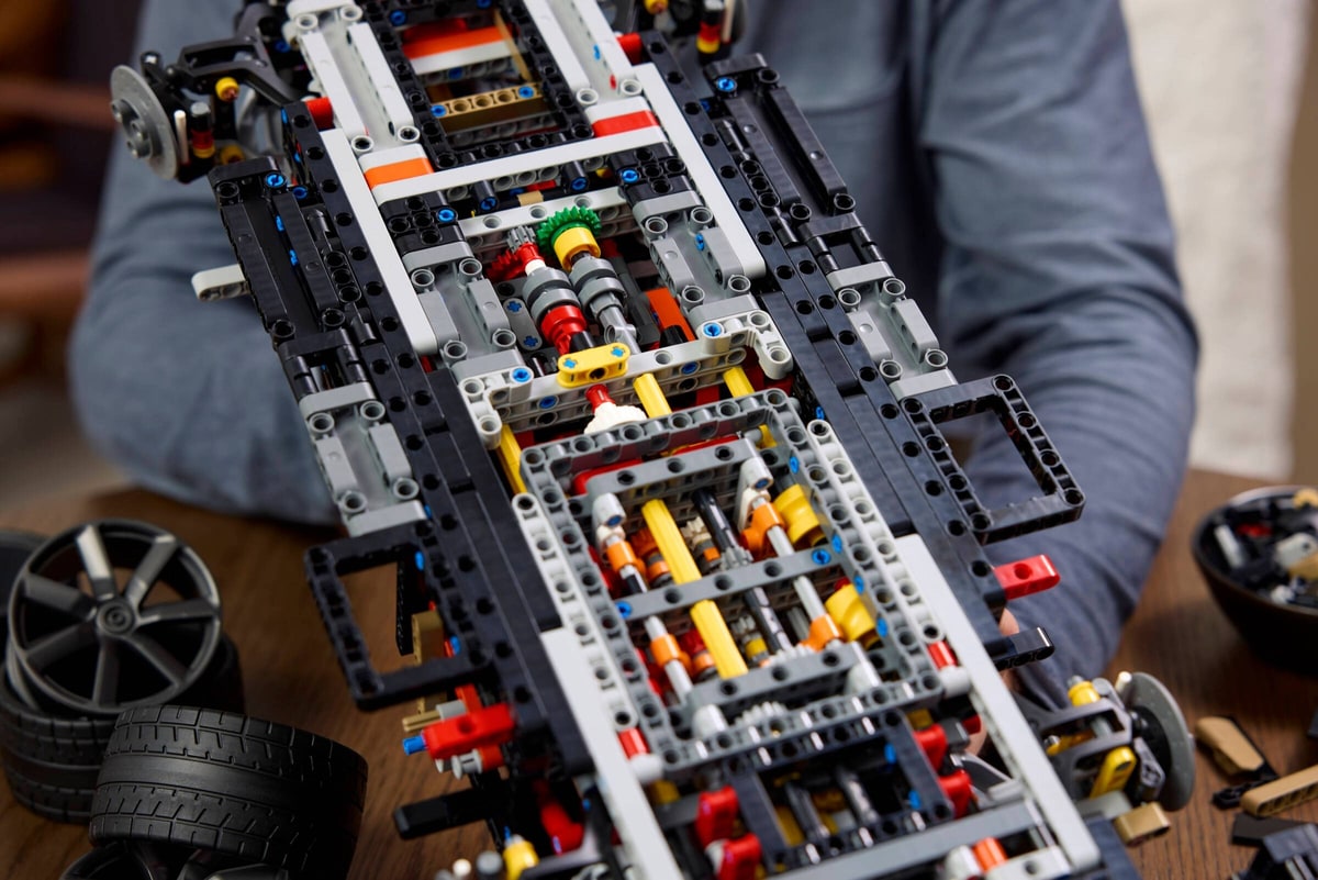 LEGO® 42232 Koenigsegg Sadair's Spear Megacar - zdjęcie 7
