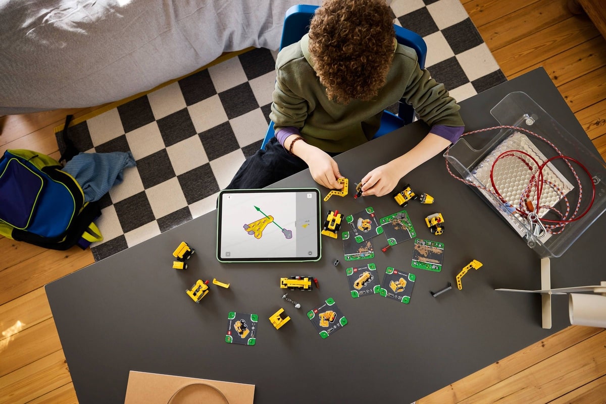 LEGO® 42233 Potężne maszyny - zdjęcie 4