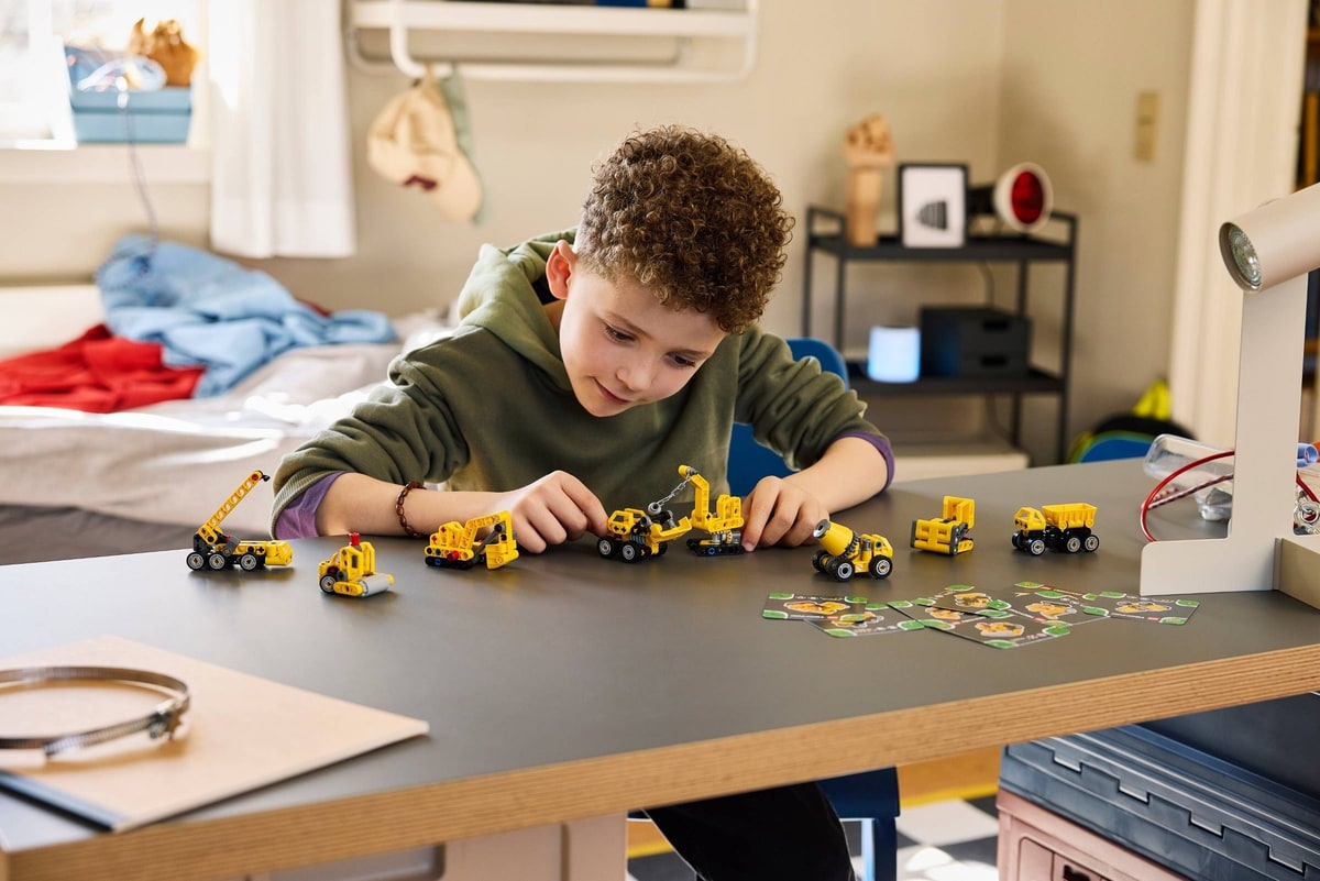 LEGO® 42233 Potężne maszyny - zdjęcie 5