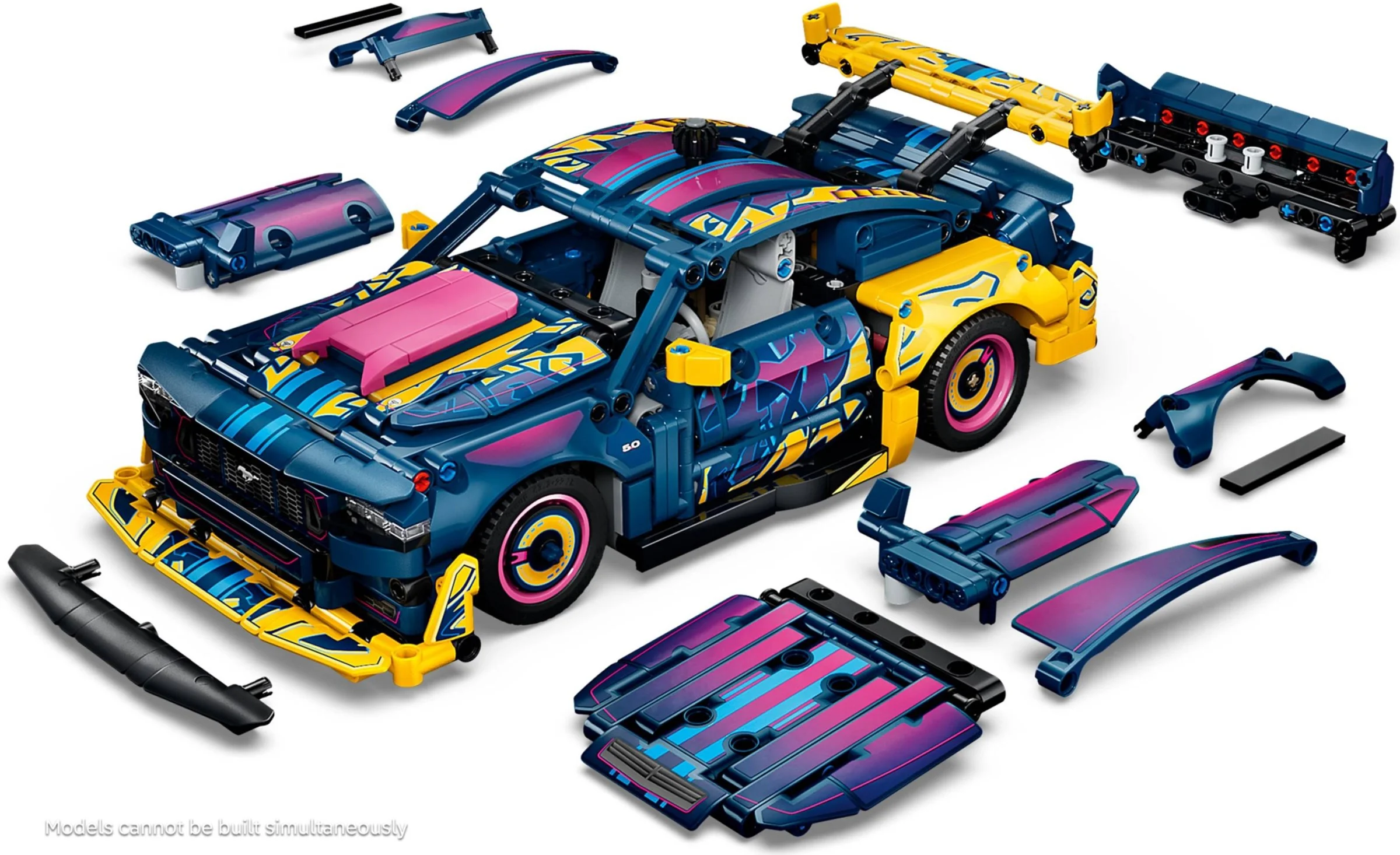 LEGO® 42236 Warsztat tuningowy: samochód Ford Mustang GT - zdjęcie 7