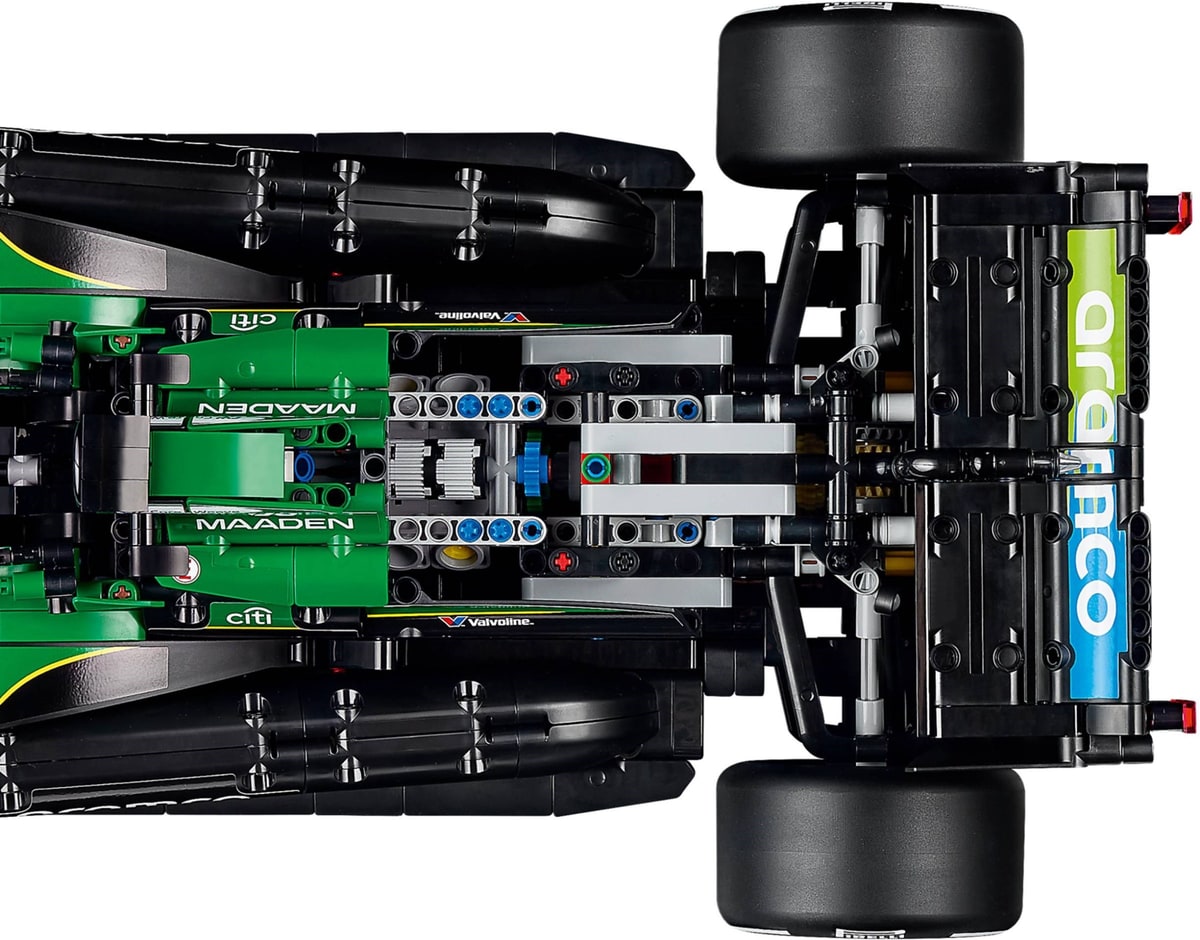 LEGO® 42240 Bolid F1 Aston Martin Aramco AMR25 - zdjęcie 22