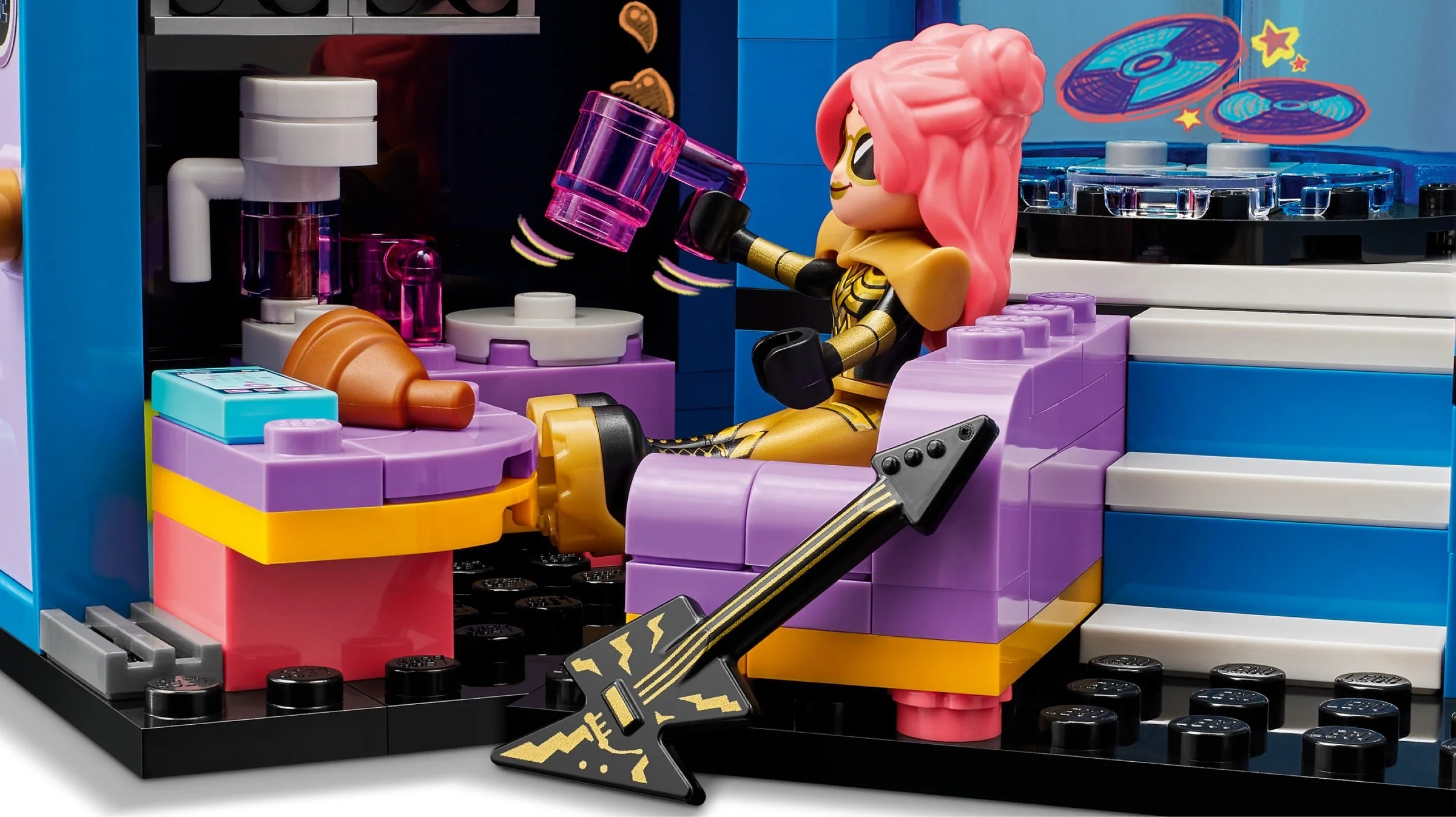 LEGO® 42616 Pokaz talentów muzycznych w Heartlake - zdjęcie 11