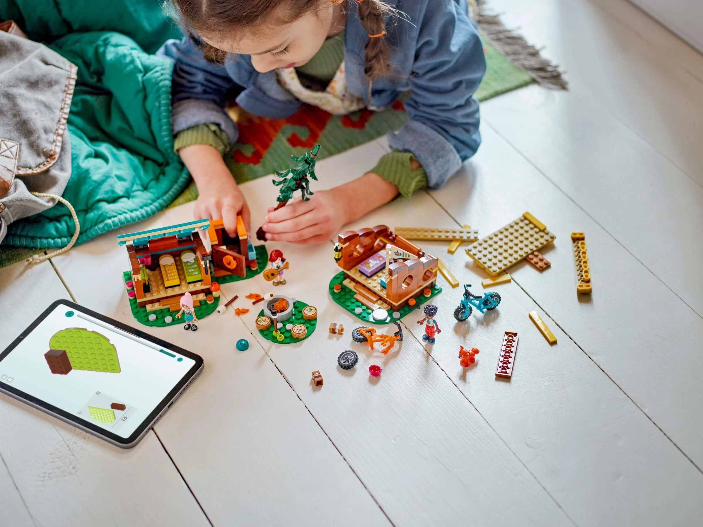 LEGO® 42624 Przytulne domki na letnim obozie - zdjęcie 9