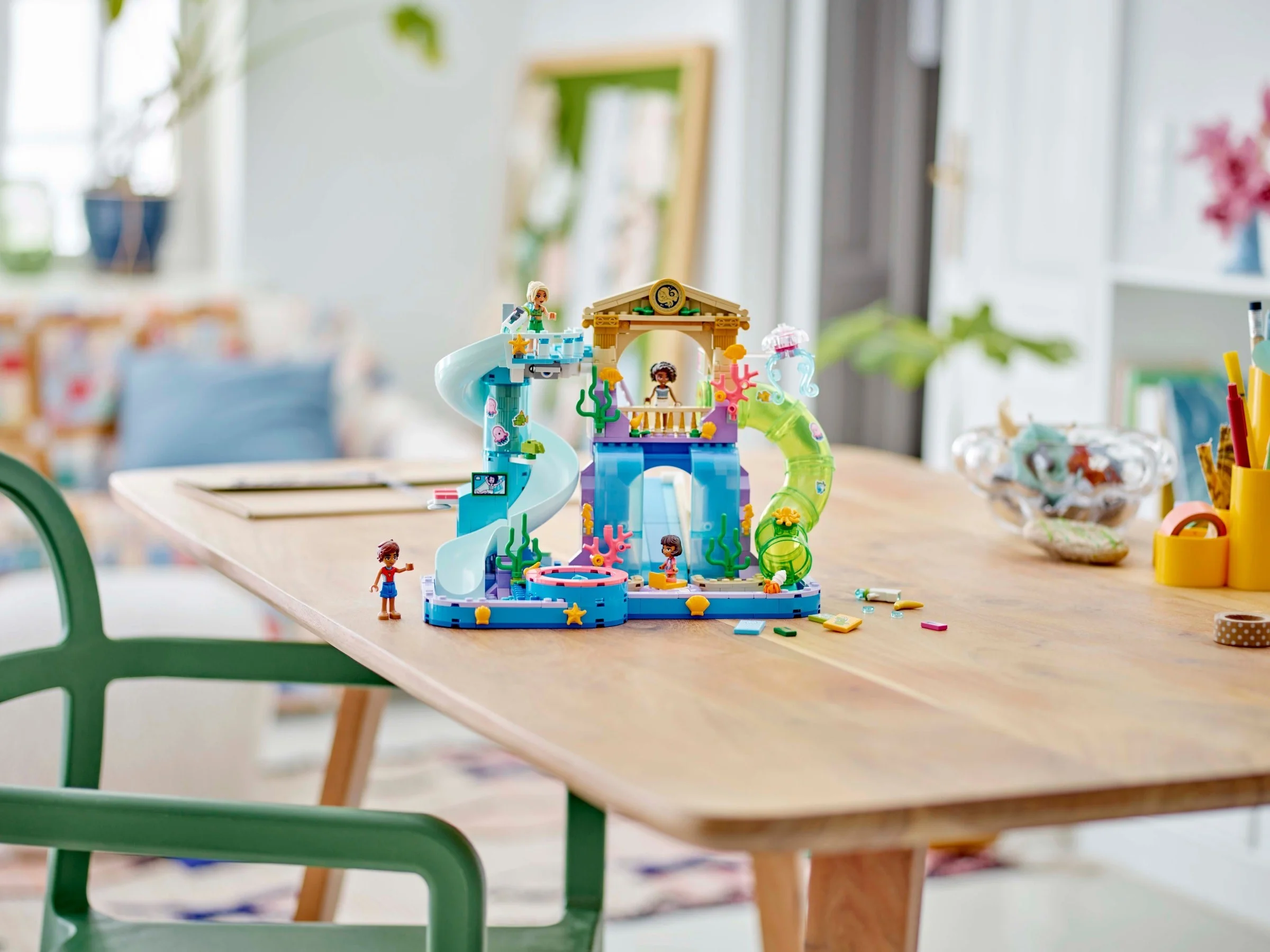 LEGO® 42630 Park wodny w Heartlake - zdjęcie 4