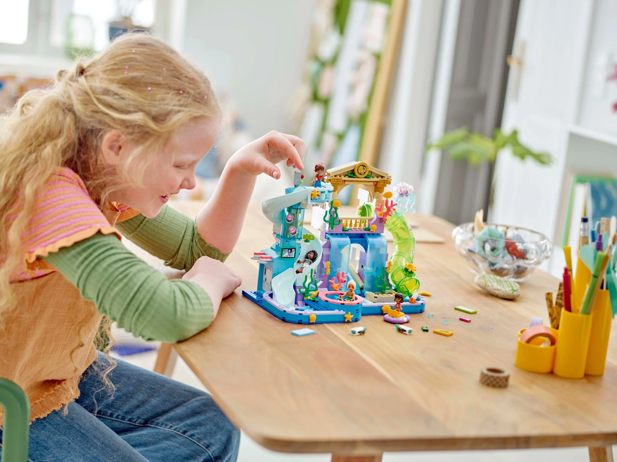 LEGO® 42630 Park wodny w Heartlake - zdjęcie 12