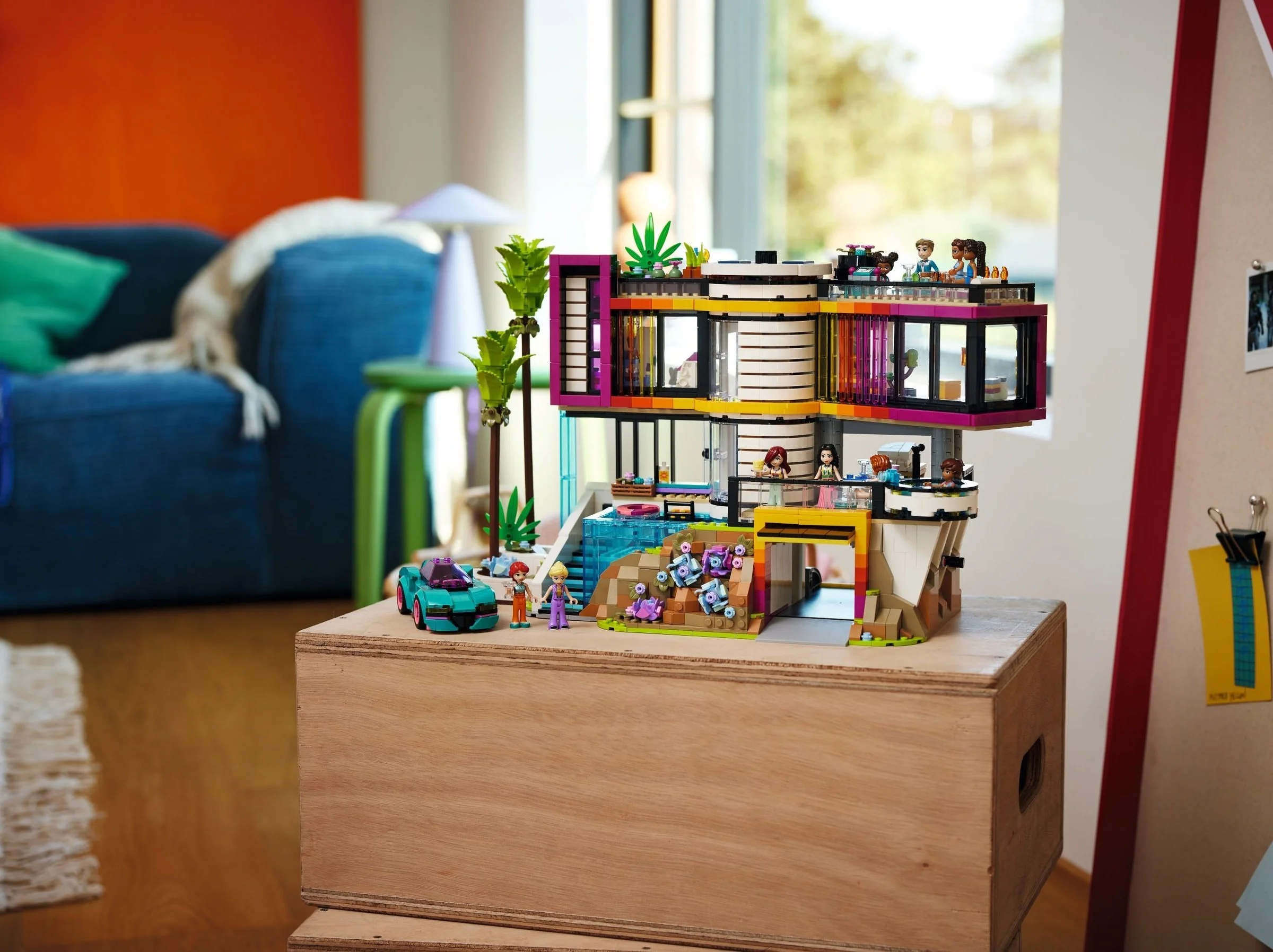 LEGO® 42639 Nowoczesna rezydencja Andrei - zdjęcie 15
