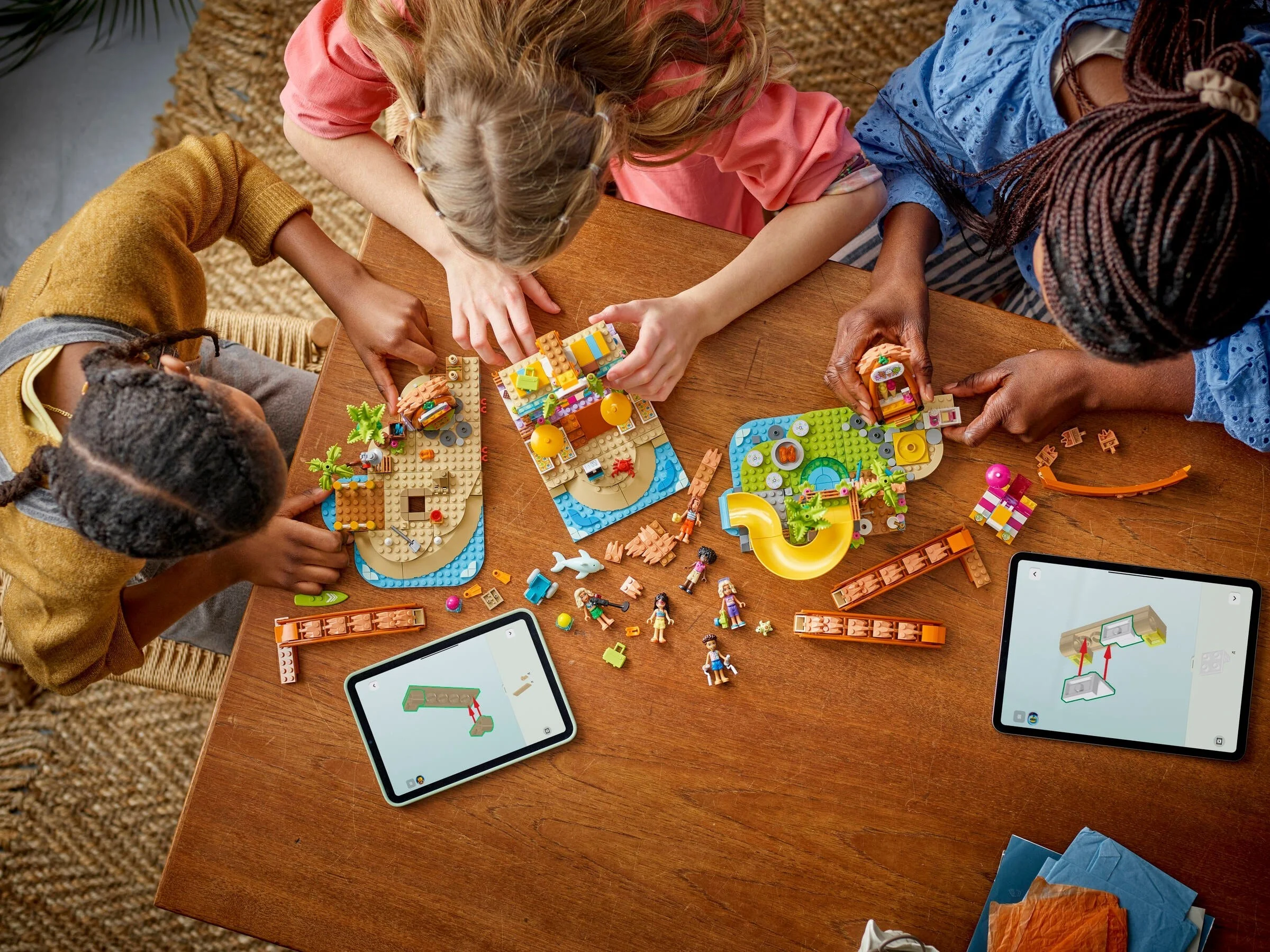 LEGO® 42673 Rodzinne wakacje na plaży - zdjęcie 6