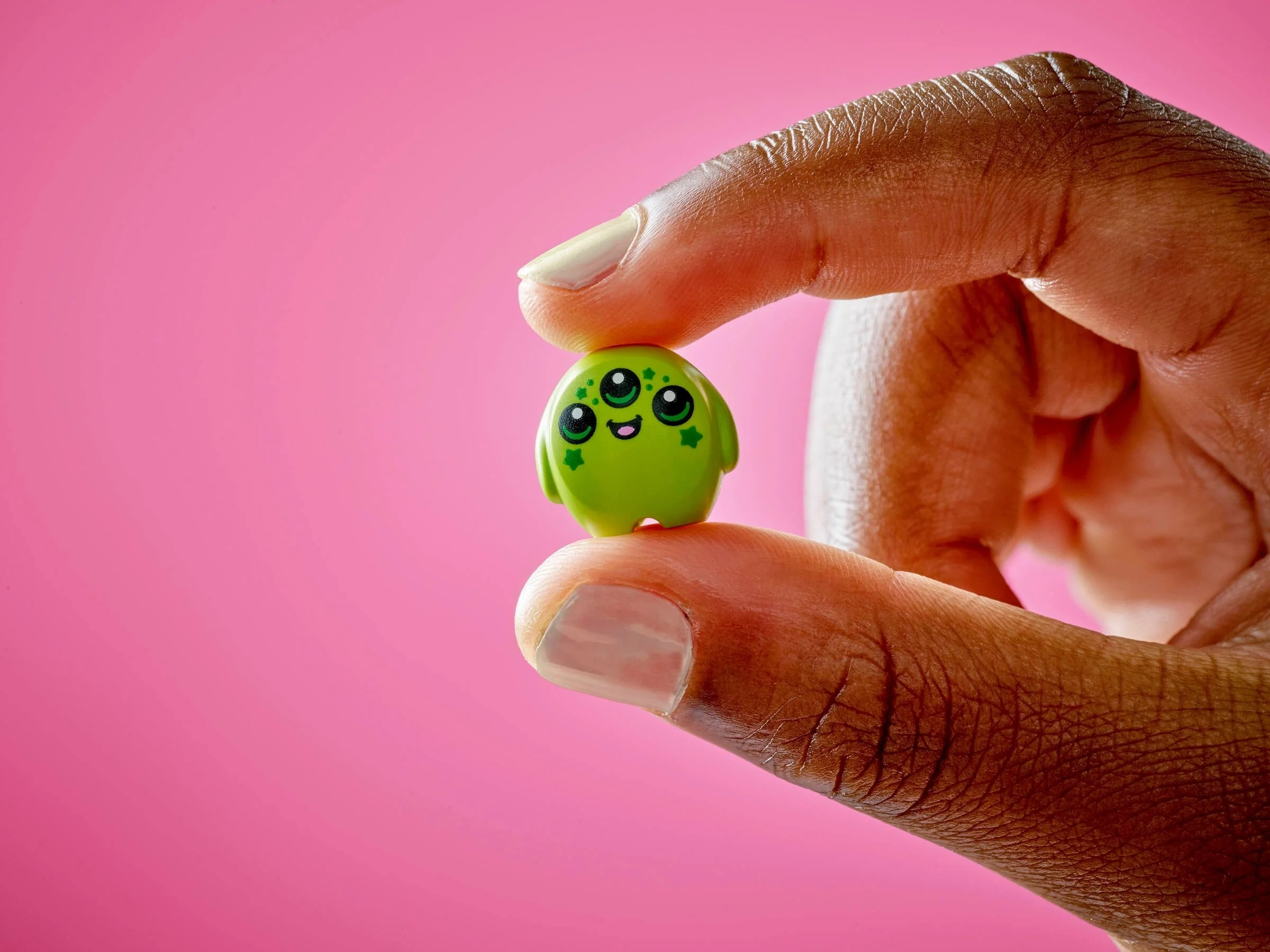 LEGO® 42674 Sklep z grami i komiksami - zdjęcie 6