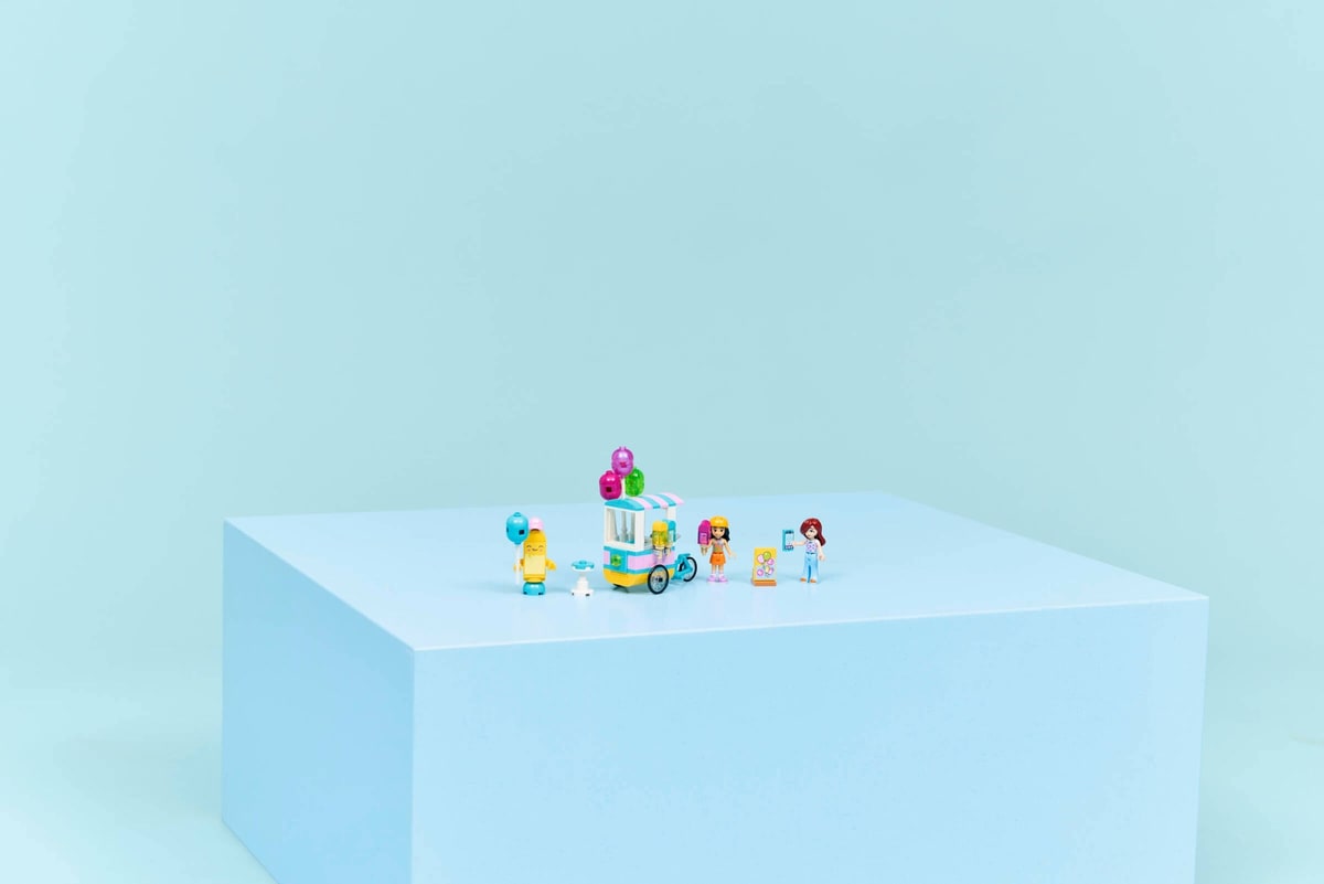LEGO® 42692 Stoisko z lodami i balonami - zdjęcie 14