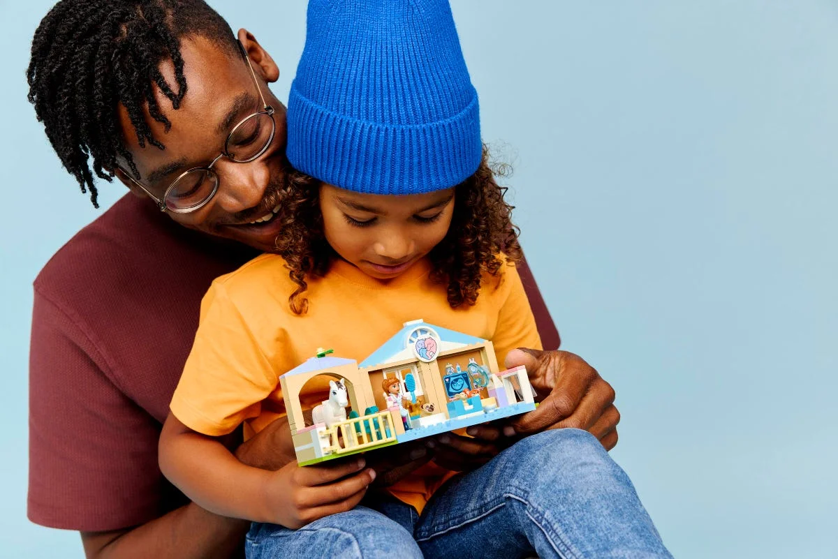 LEGO® 42696 Lecznica dla Zwierząt - zdjęcie 10