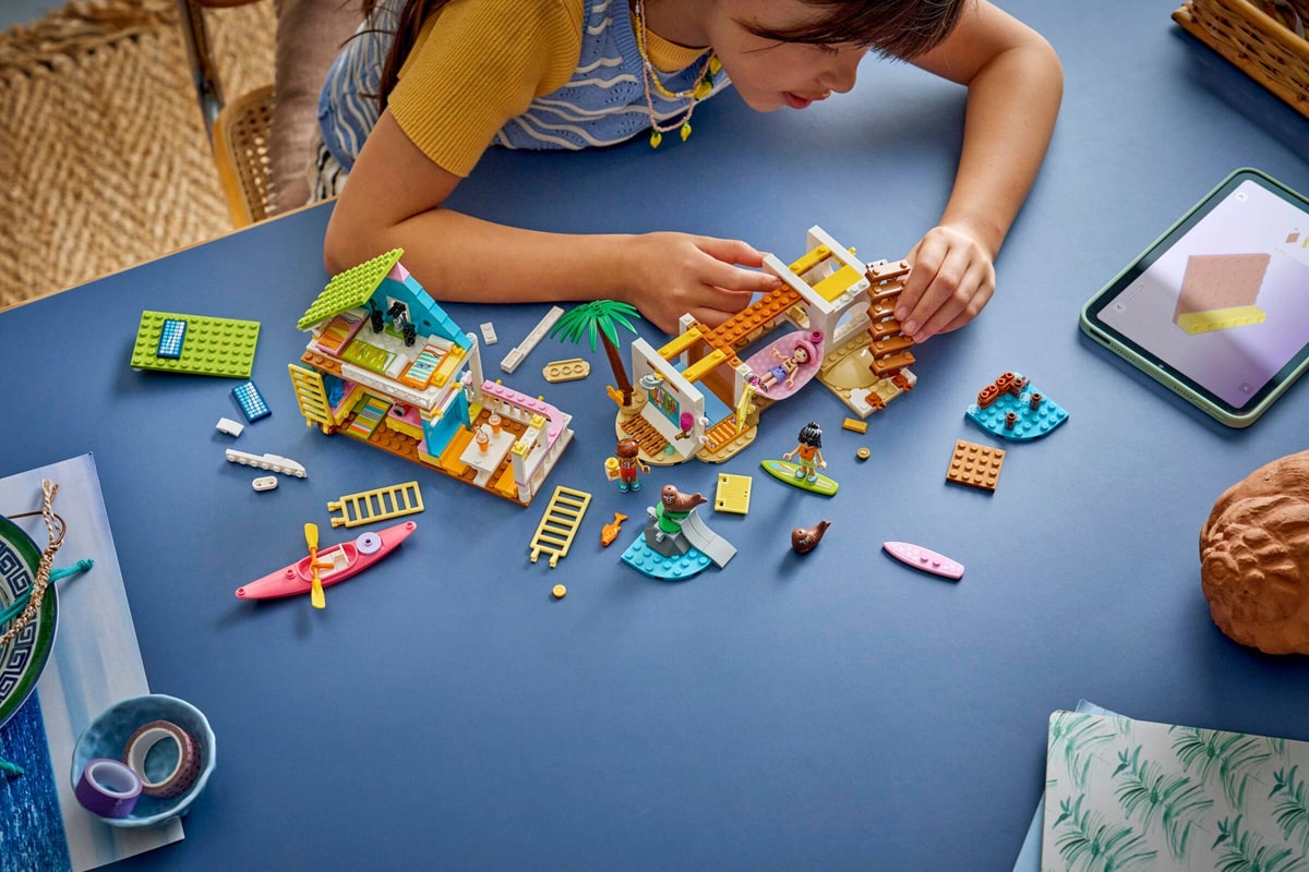 LEGO® 42699 Domek na plaży z fokami - zdjęcie 8