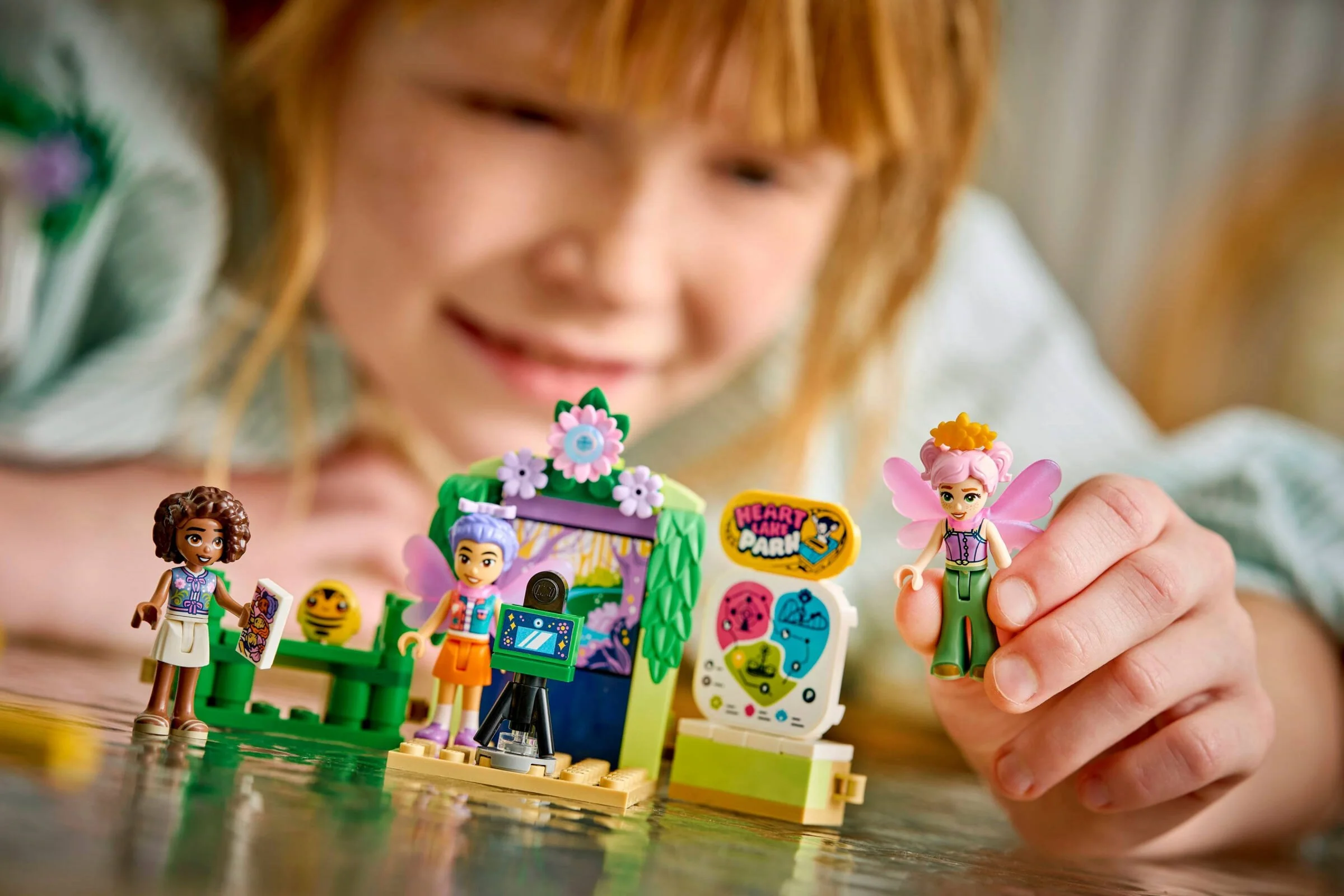 LEGO® 42702 Wróżkowa karuzela z kwiatami - zdjęcie 5