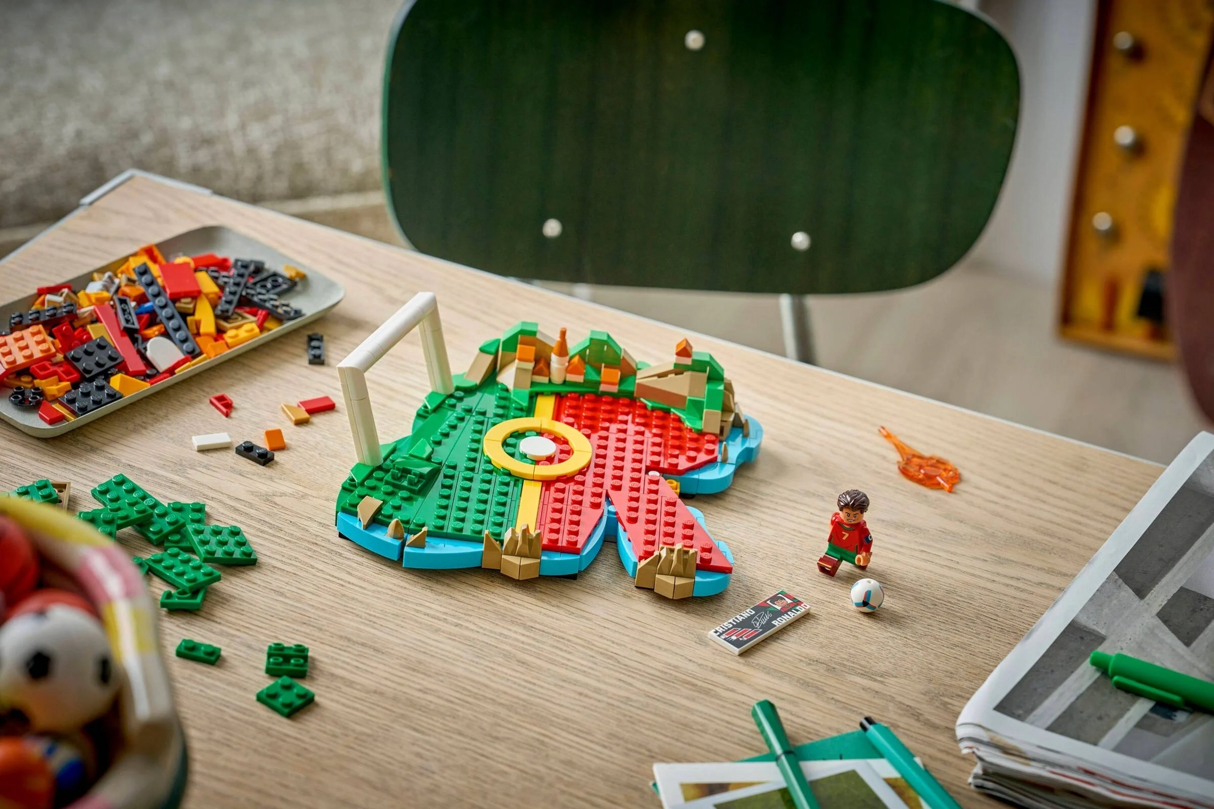 LEGO® 43012 Football Cristiano Ronaldo piłkarskie momenty - zdjęcie 6