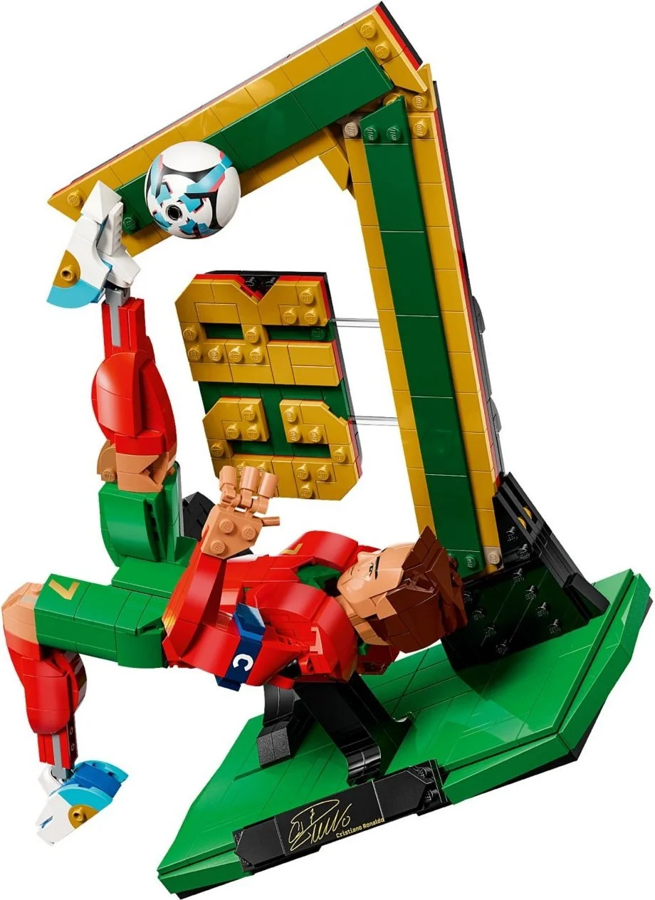 LEGO® 43016 Cristiano Ronaldo LEGO - zdjęcie 11