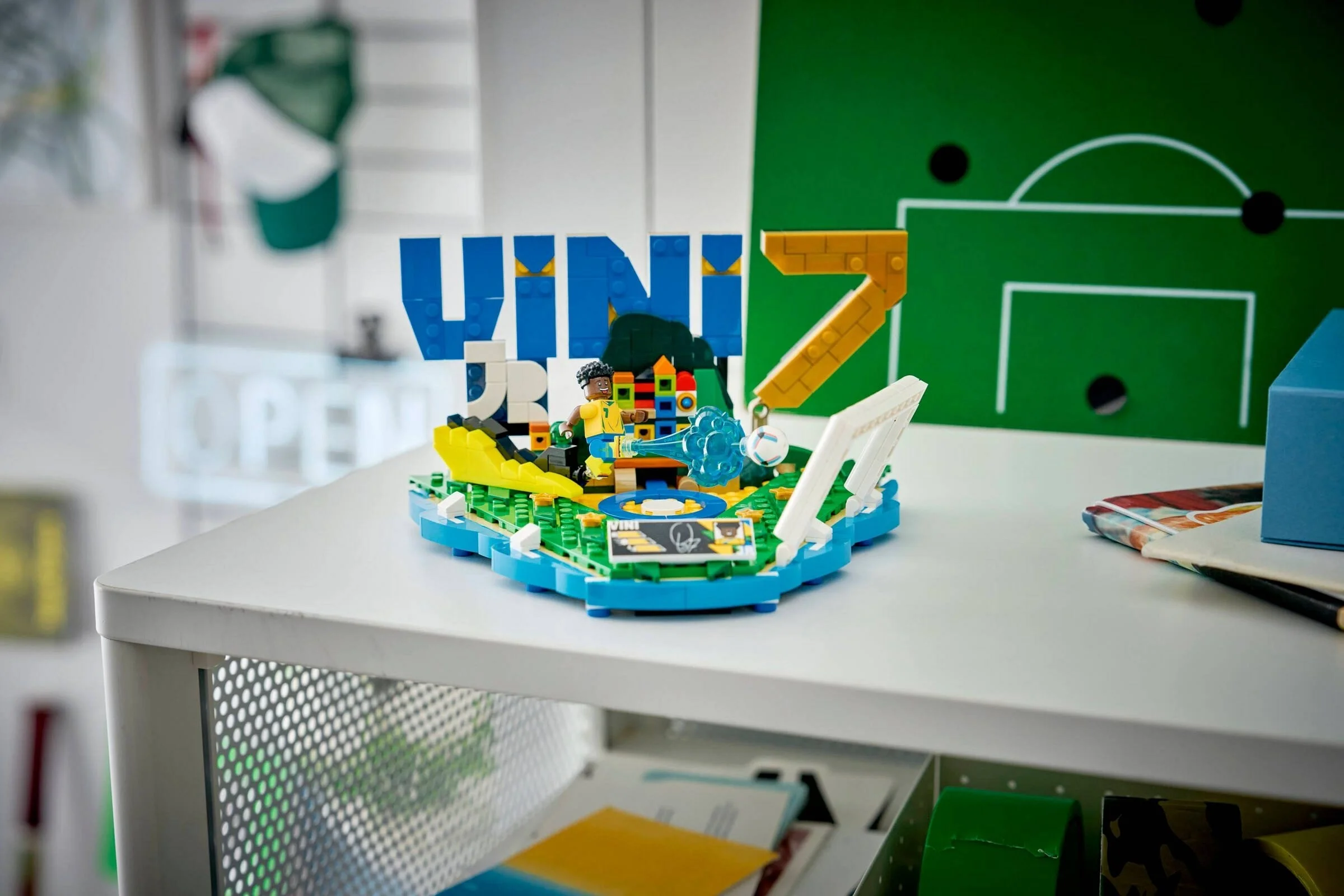 LEGO® 43027 Football Vini Jr. piłkarskie momenty - zdjęcie 10