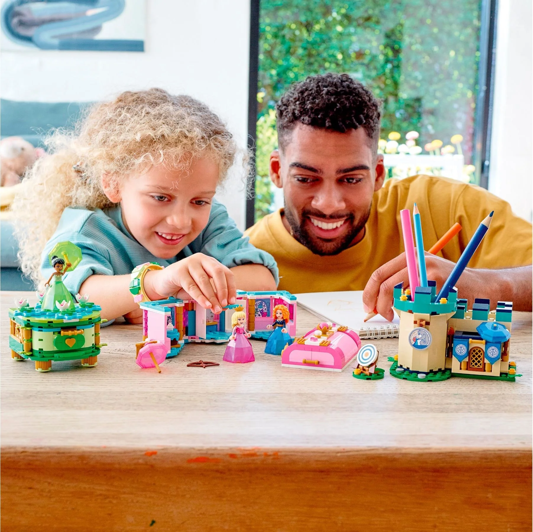 LEGO® 43203 Lego Disney Zaklęte twory Aurory Meridy Tiany szkatułka księżniczki - zdjęcie 8