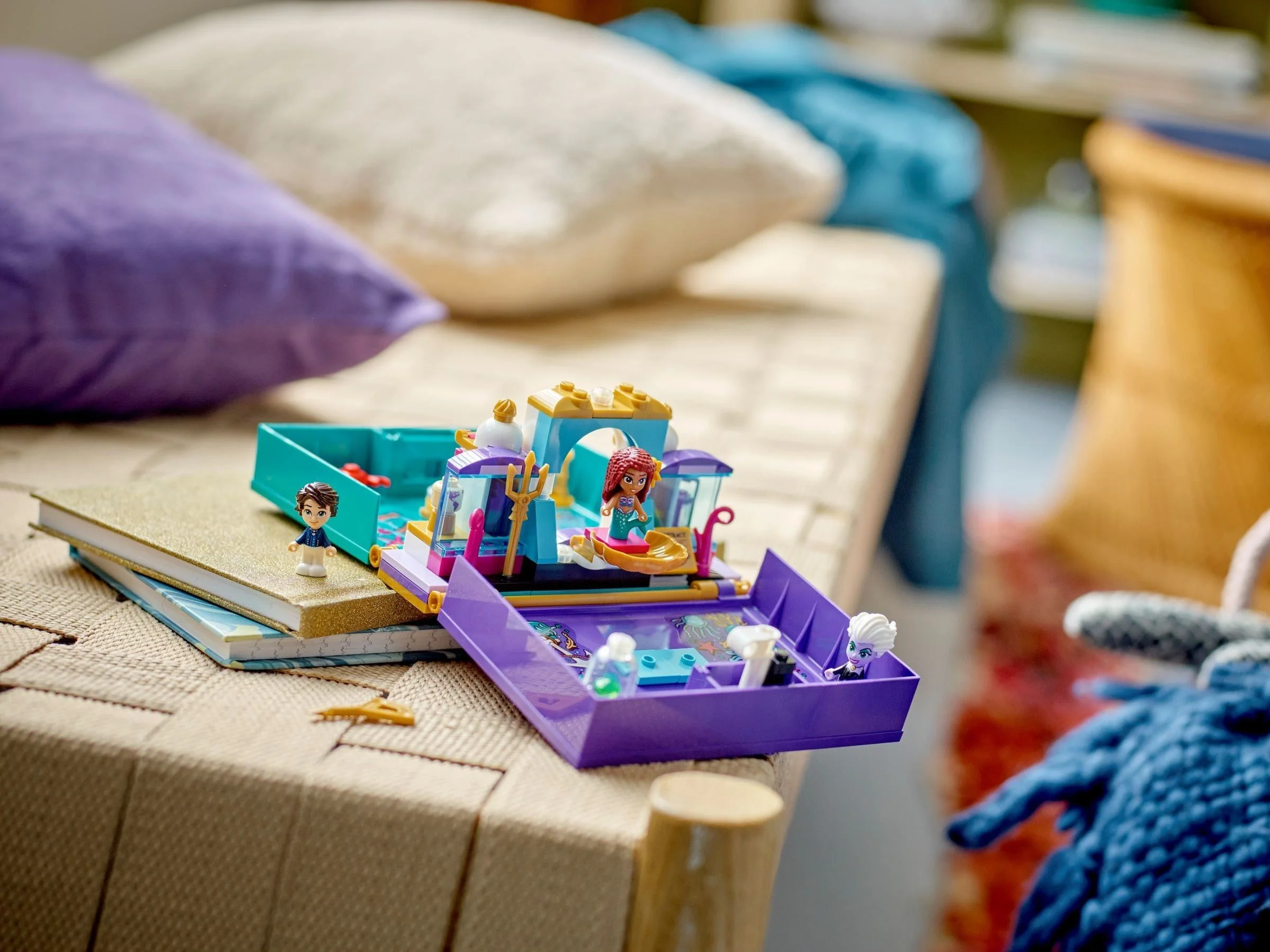 LEGO® 43213 LEGO Disney Historyjki Małej Syrenki - zdjęcie 9